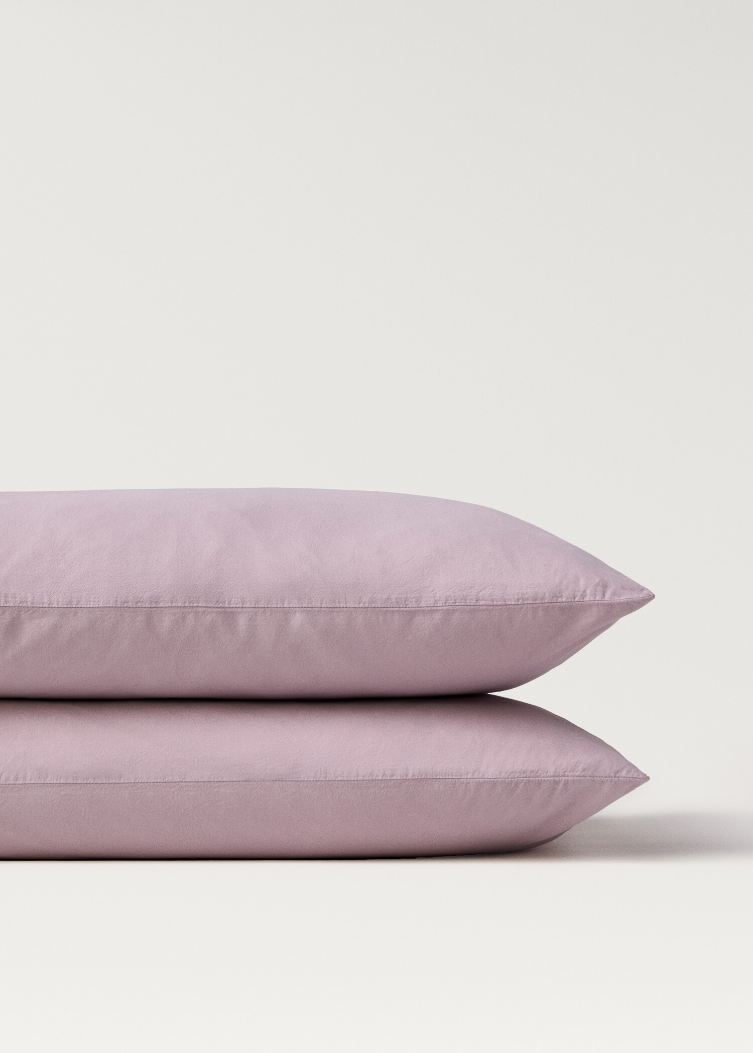 Two washed cotton pillowcases with ties 50x75 cm - Details of the article 3