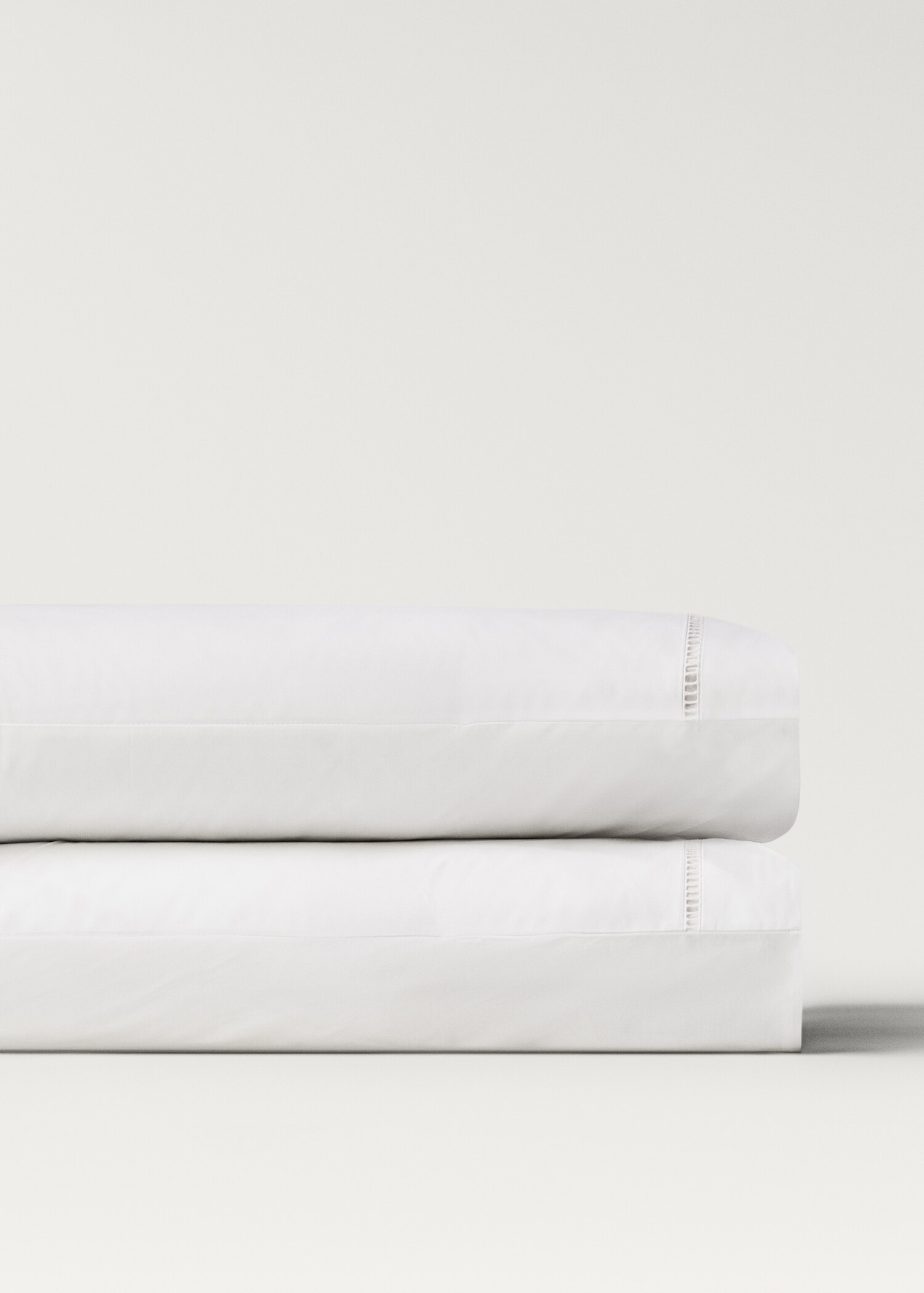 Two cotton percale pillowcases with hemstitch 50x75 cm - Details of the article 1