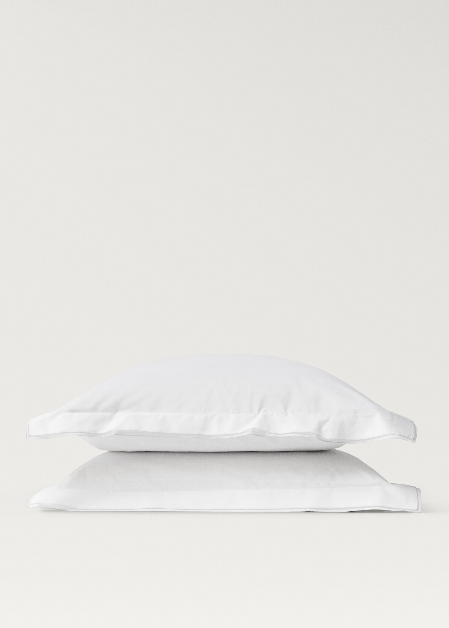 Deux taies d'oreiller percale de coton double overlock 60x60 cm - Détail de l'article 1