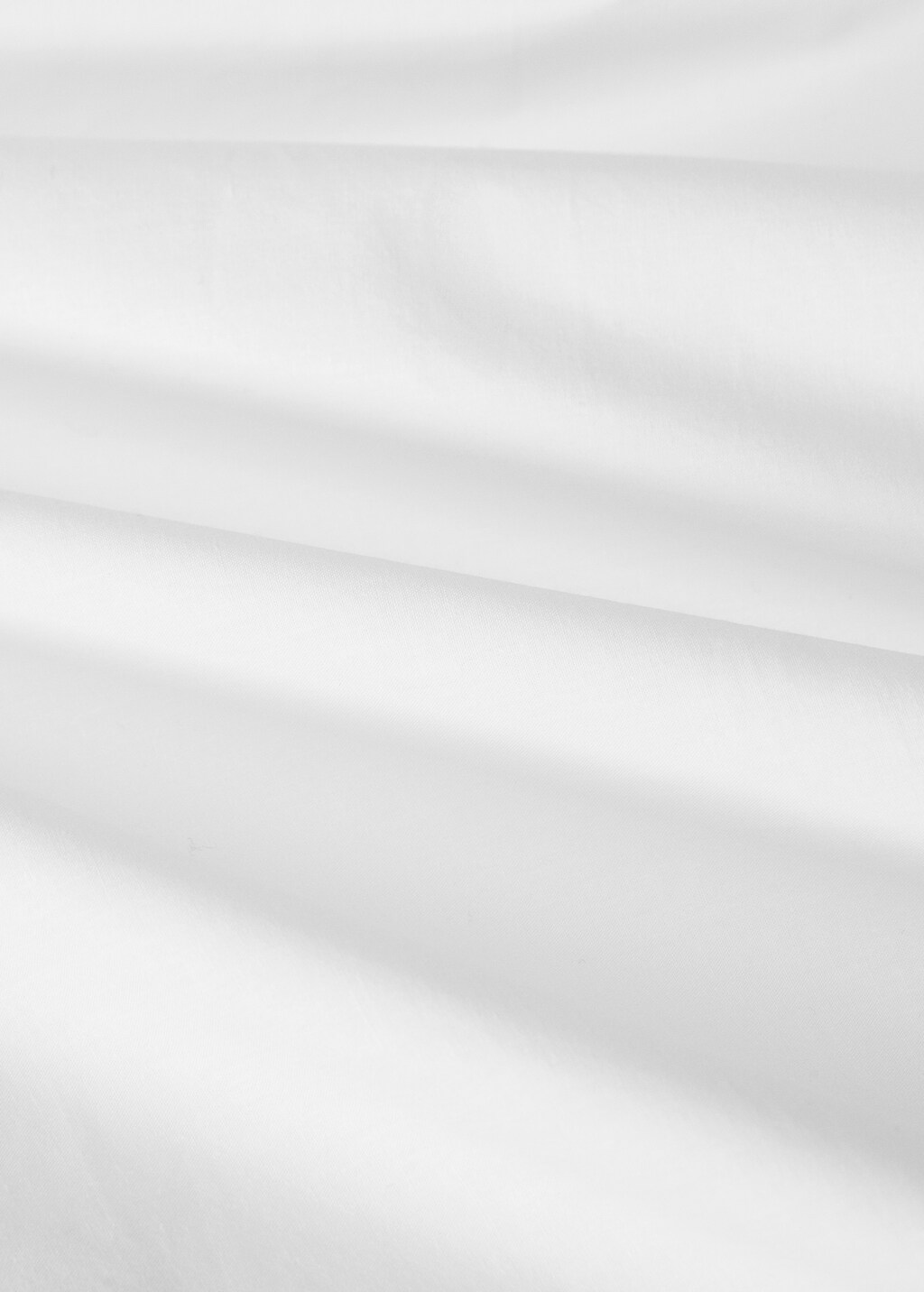 Cotton top sheet with hand-embroidered flower for 135/140 cm bed