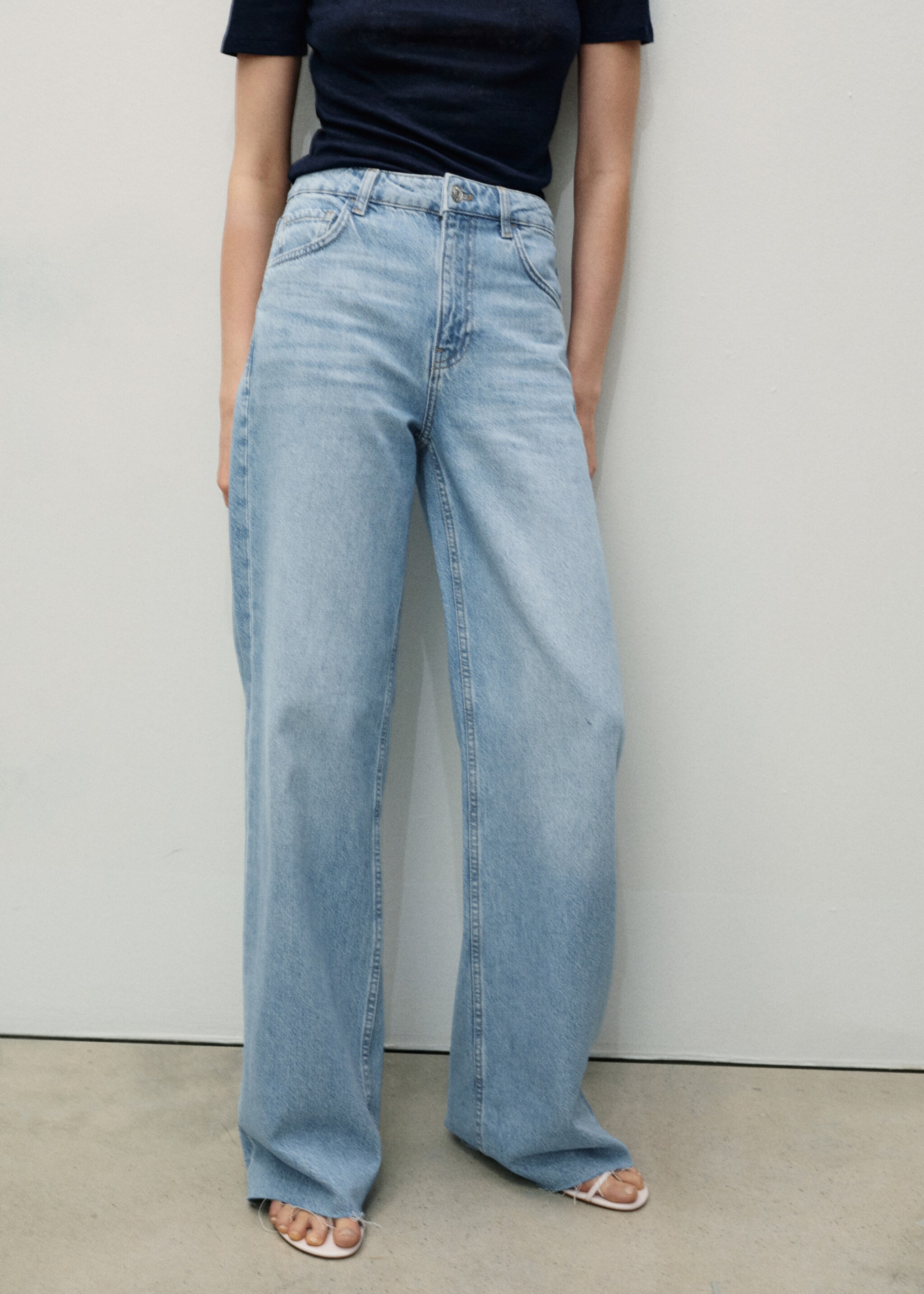 Danila wide leg high-rise jeans - Medium plane