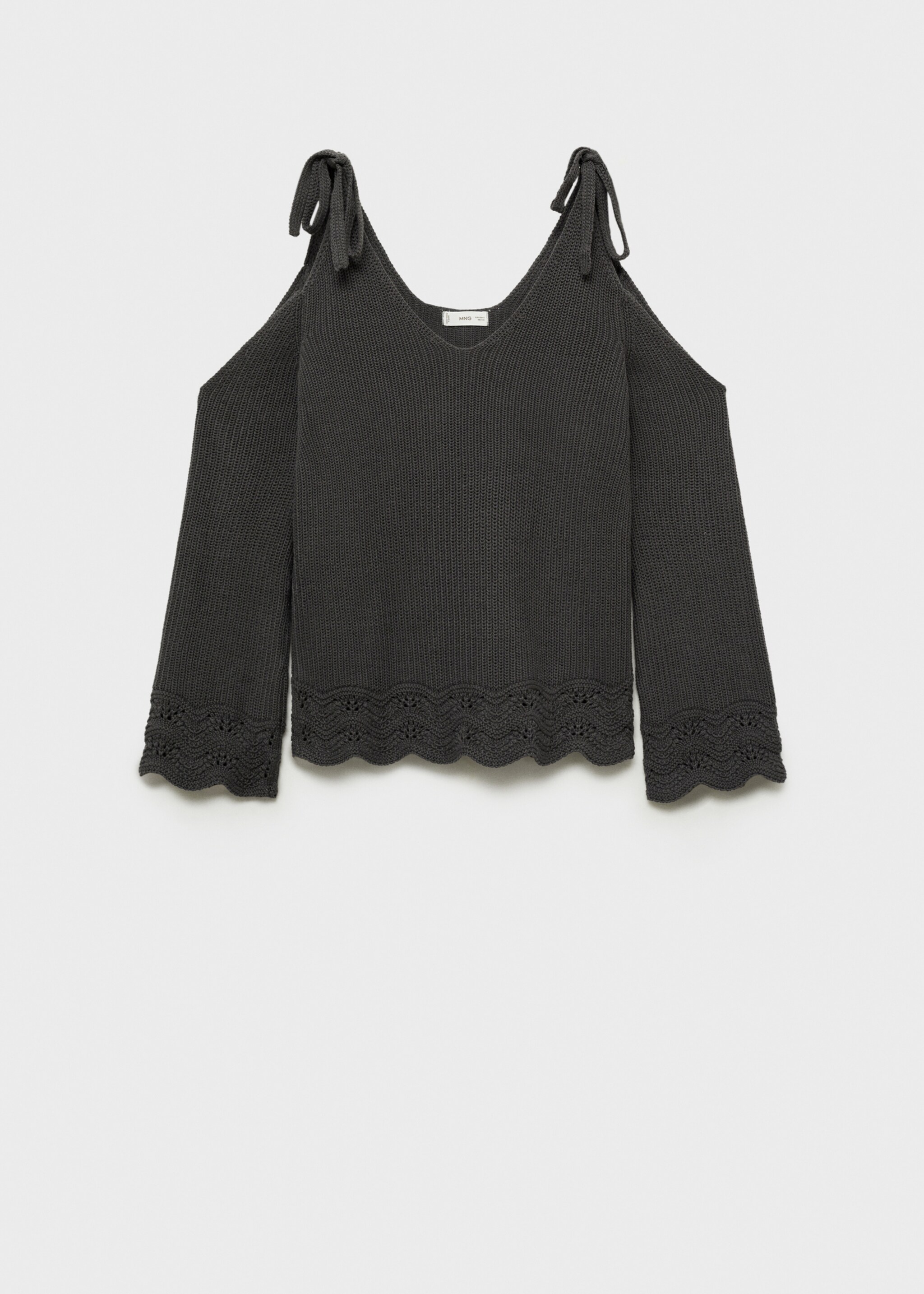 Cut-out sweater - Article without model