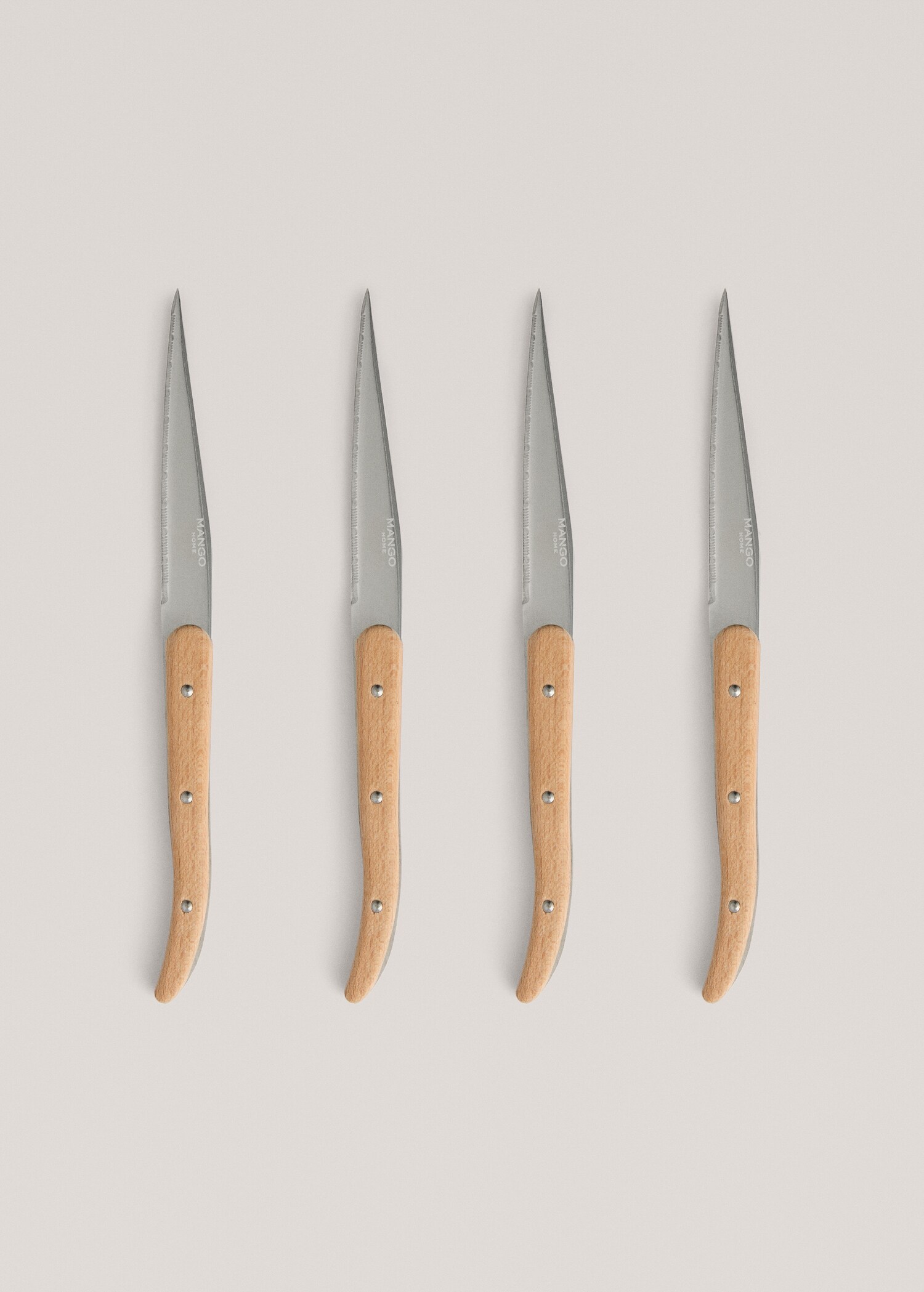 Messerset 4-teilig gezackt mit Holzgriff - Artikel ohne Model