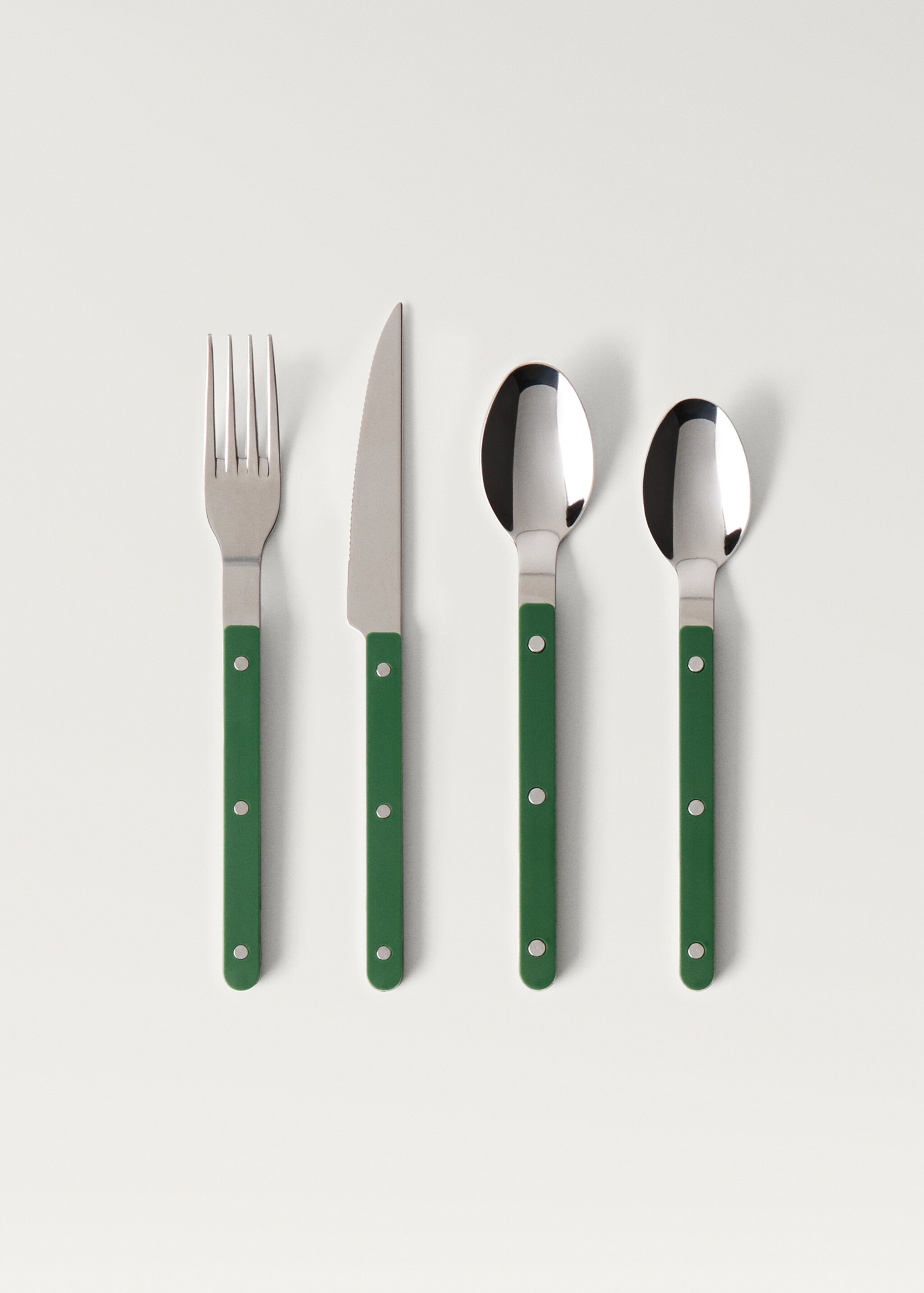 Set cubiertos 4 piezas mango resina - Article sense model