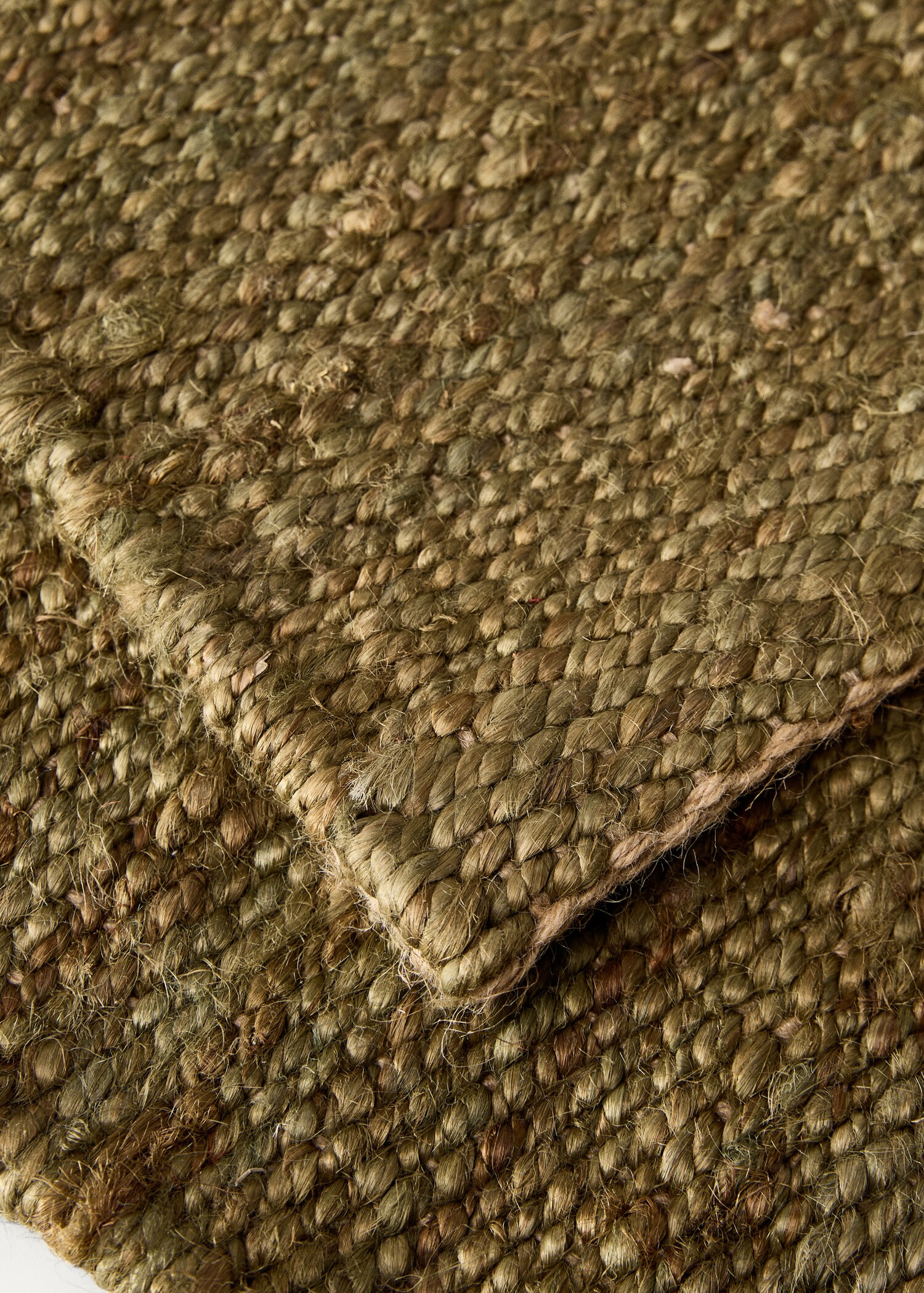 Braided overdyed jute rug - Details of the article 2