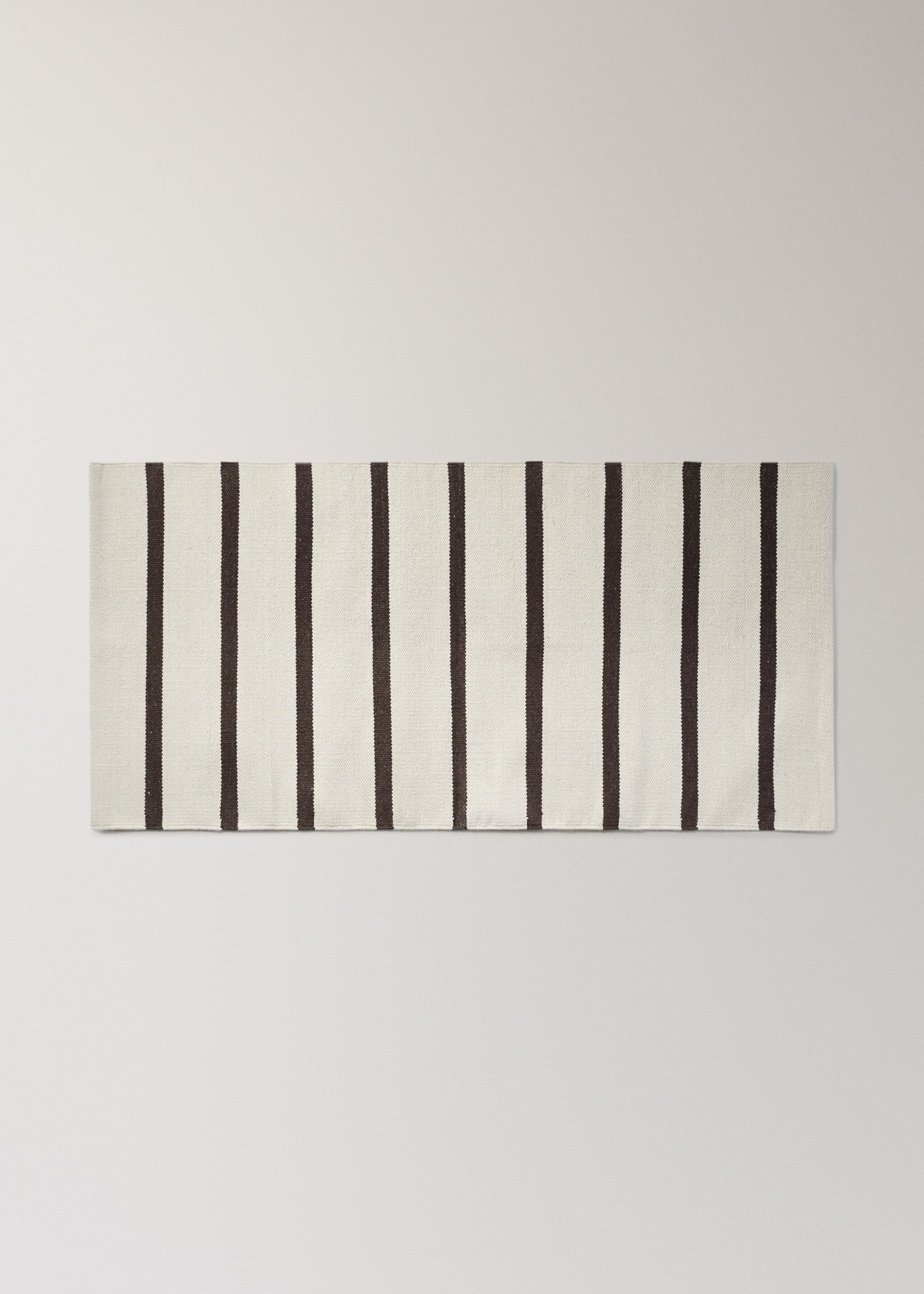 Small yarn-dyed cotton striped rug - Article without model, Medium Brown. Ref: 87023304-00.