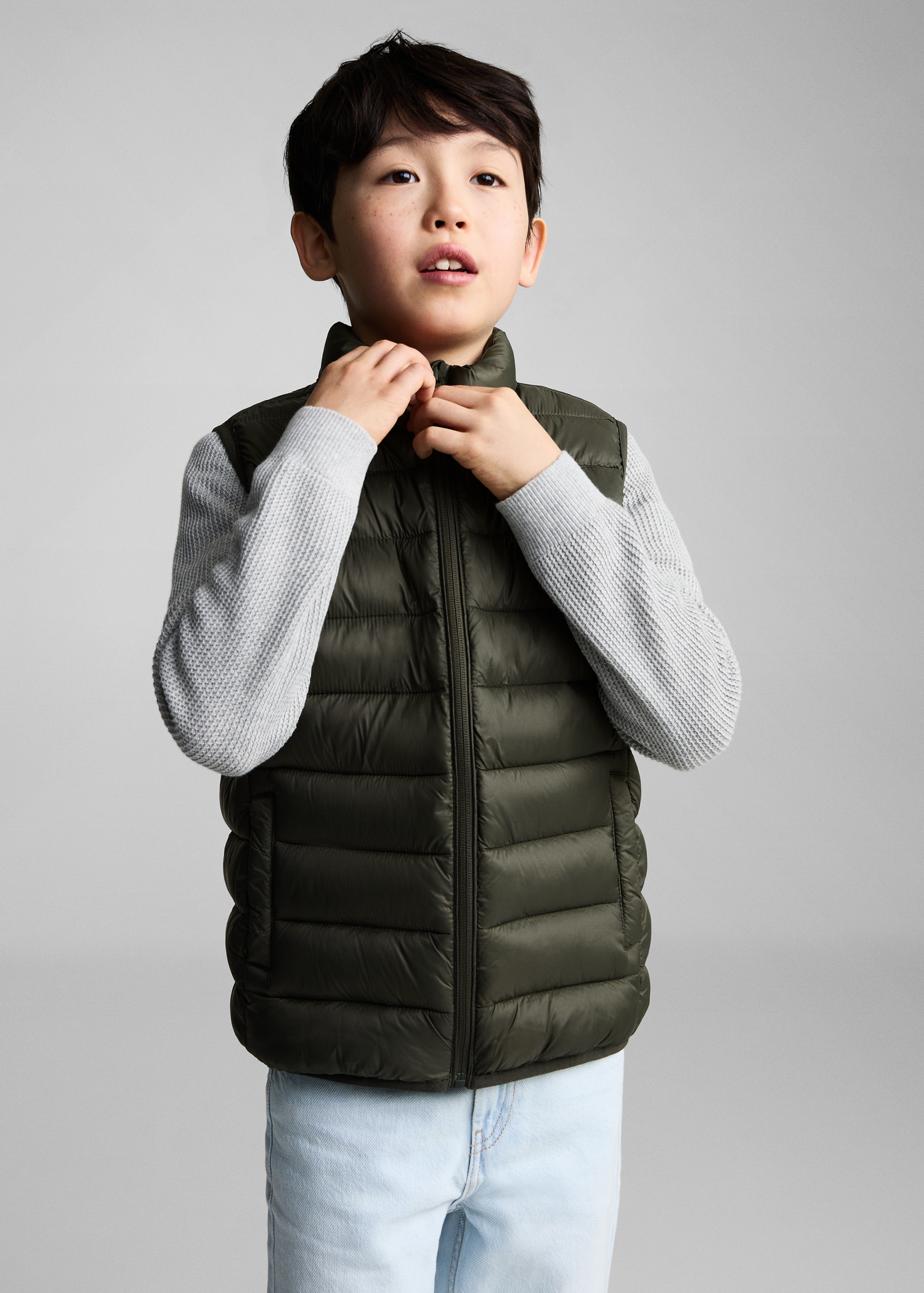 Quilted gilet - Details of the article 2