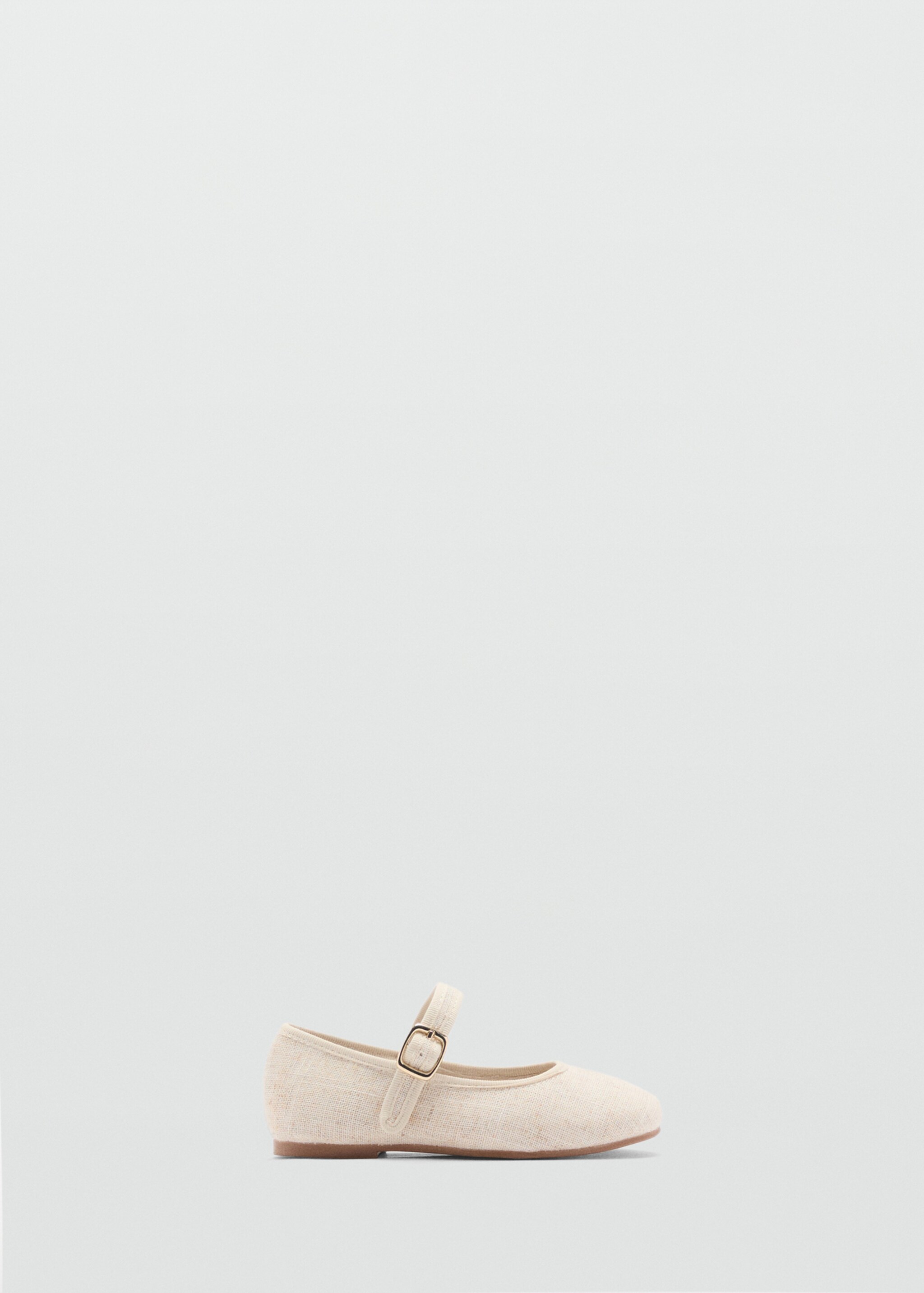 Round-toe ballet flats with buckle - Article without model