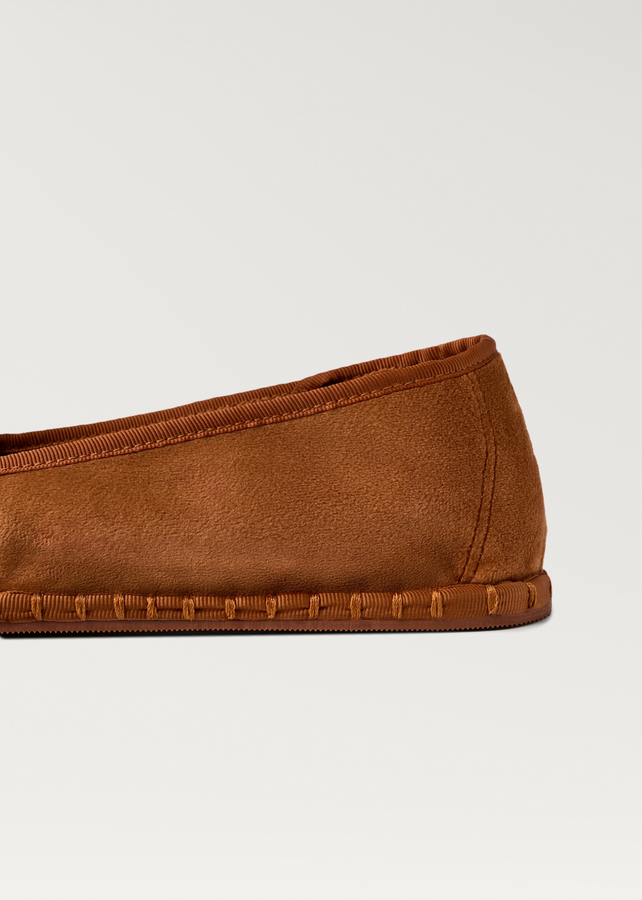 Velour shoes - Details of the article 1