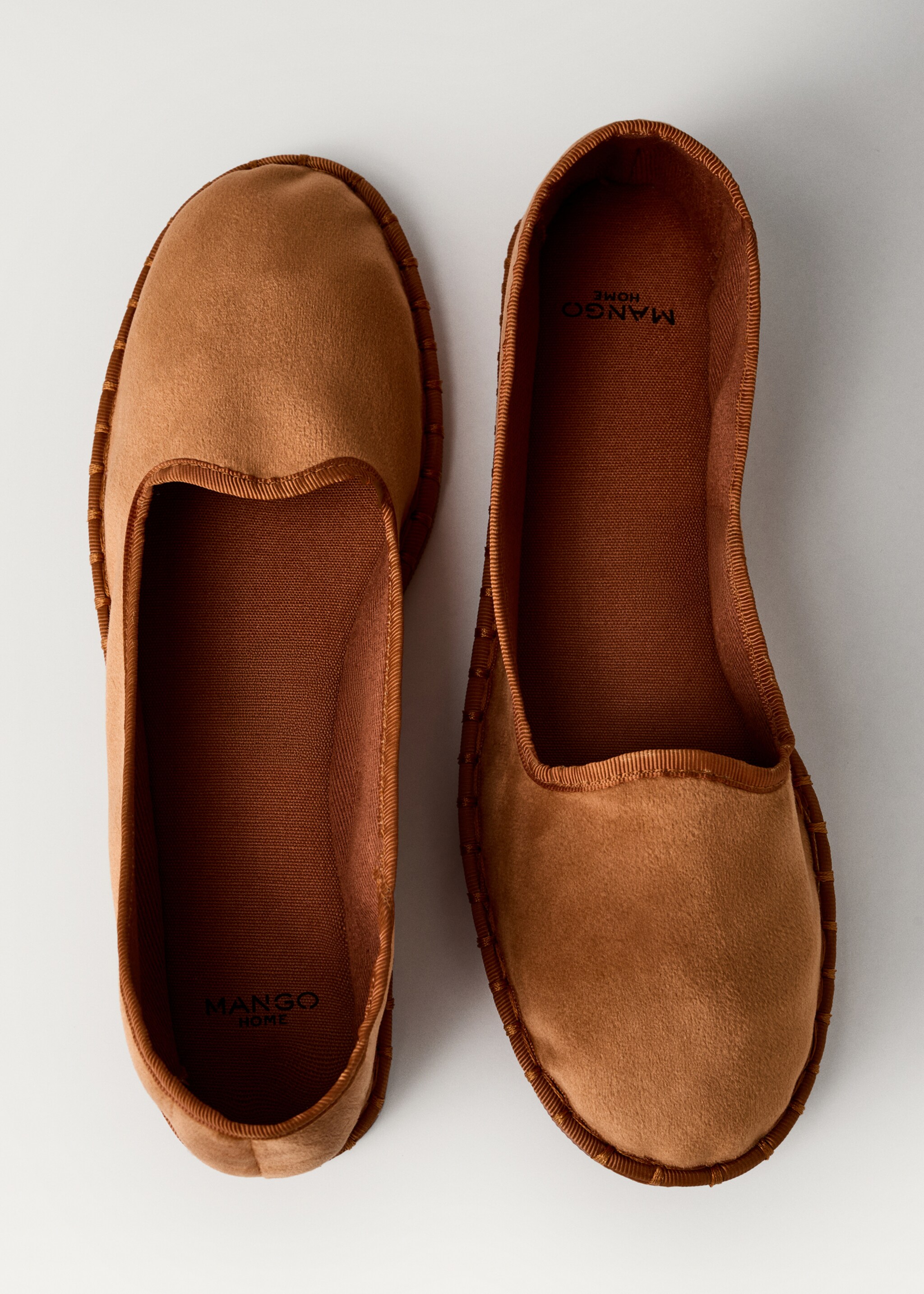Velour shoes - Details of the article 2