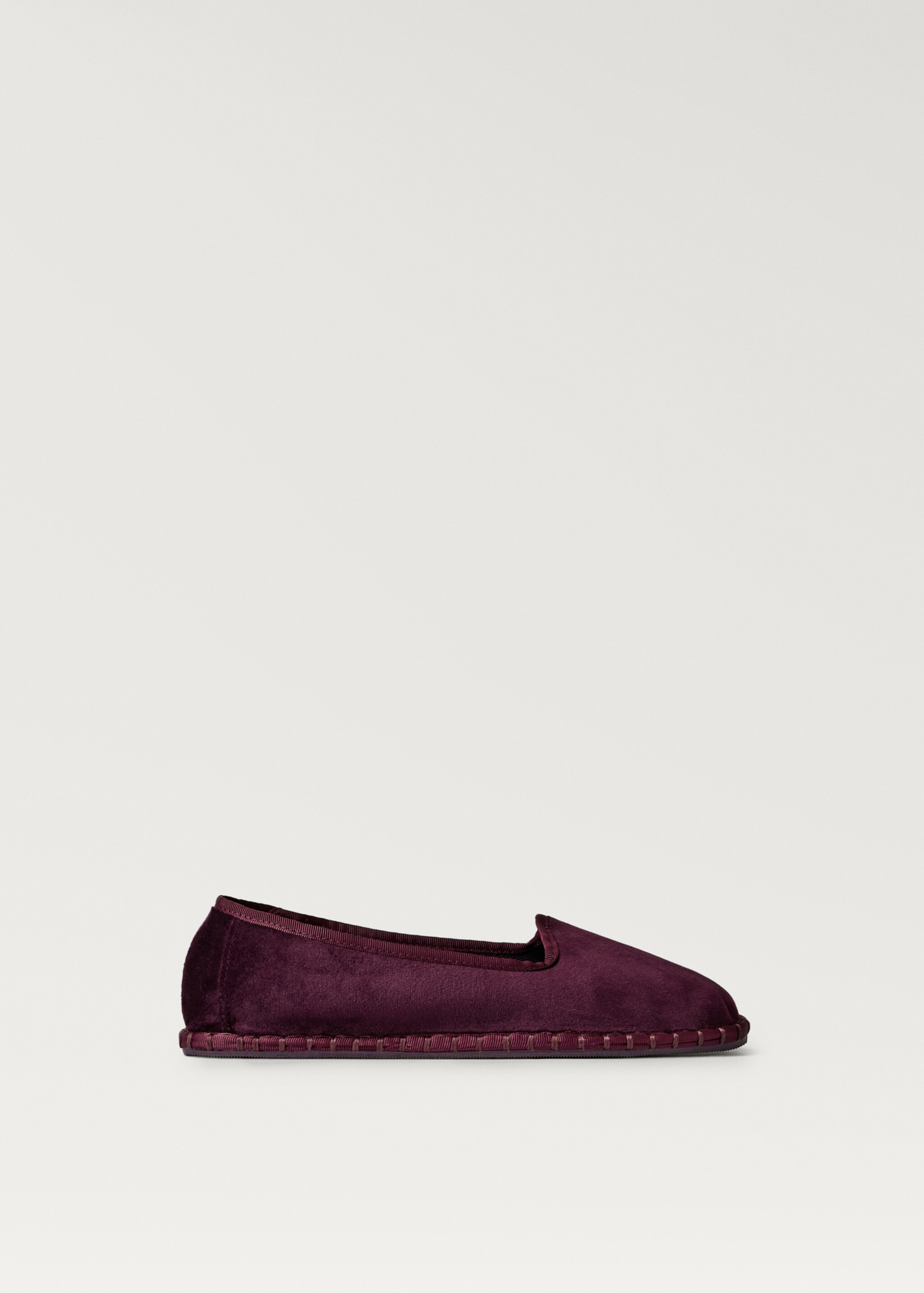 Velour shoes - Article without model