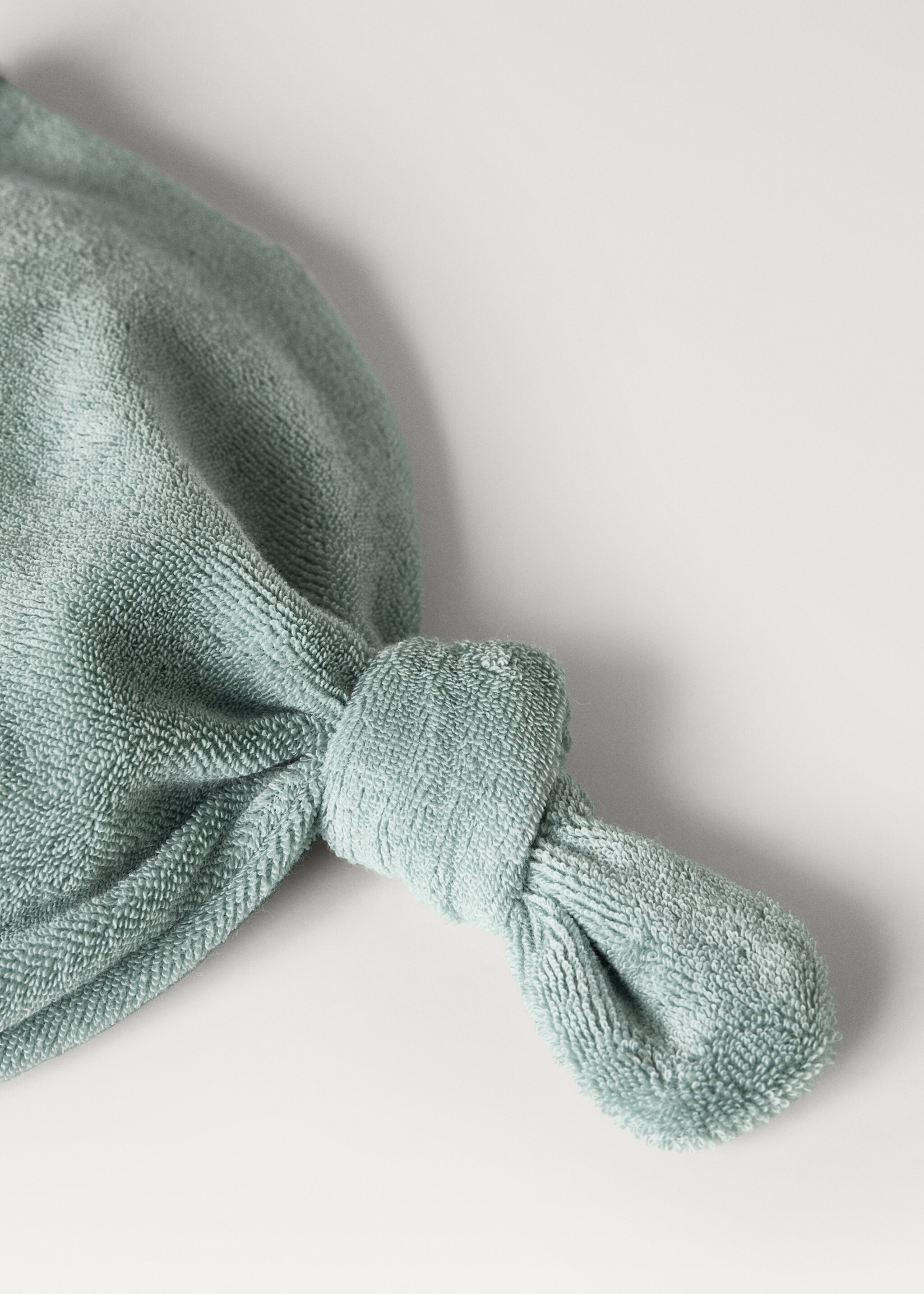 Terry cap with knot detail - Details of the article 1