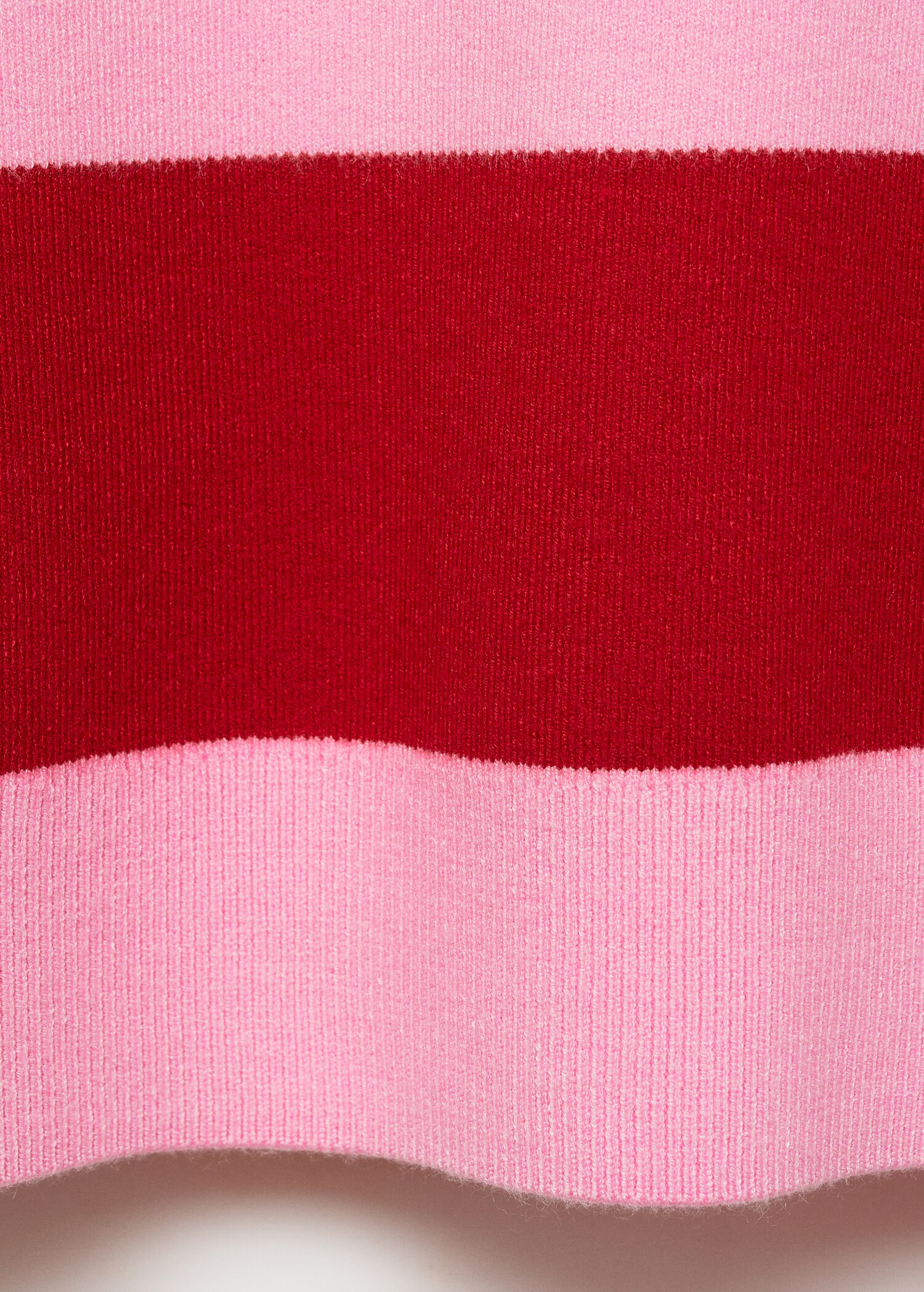 Round-neck striped sweater - Details of the article 0