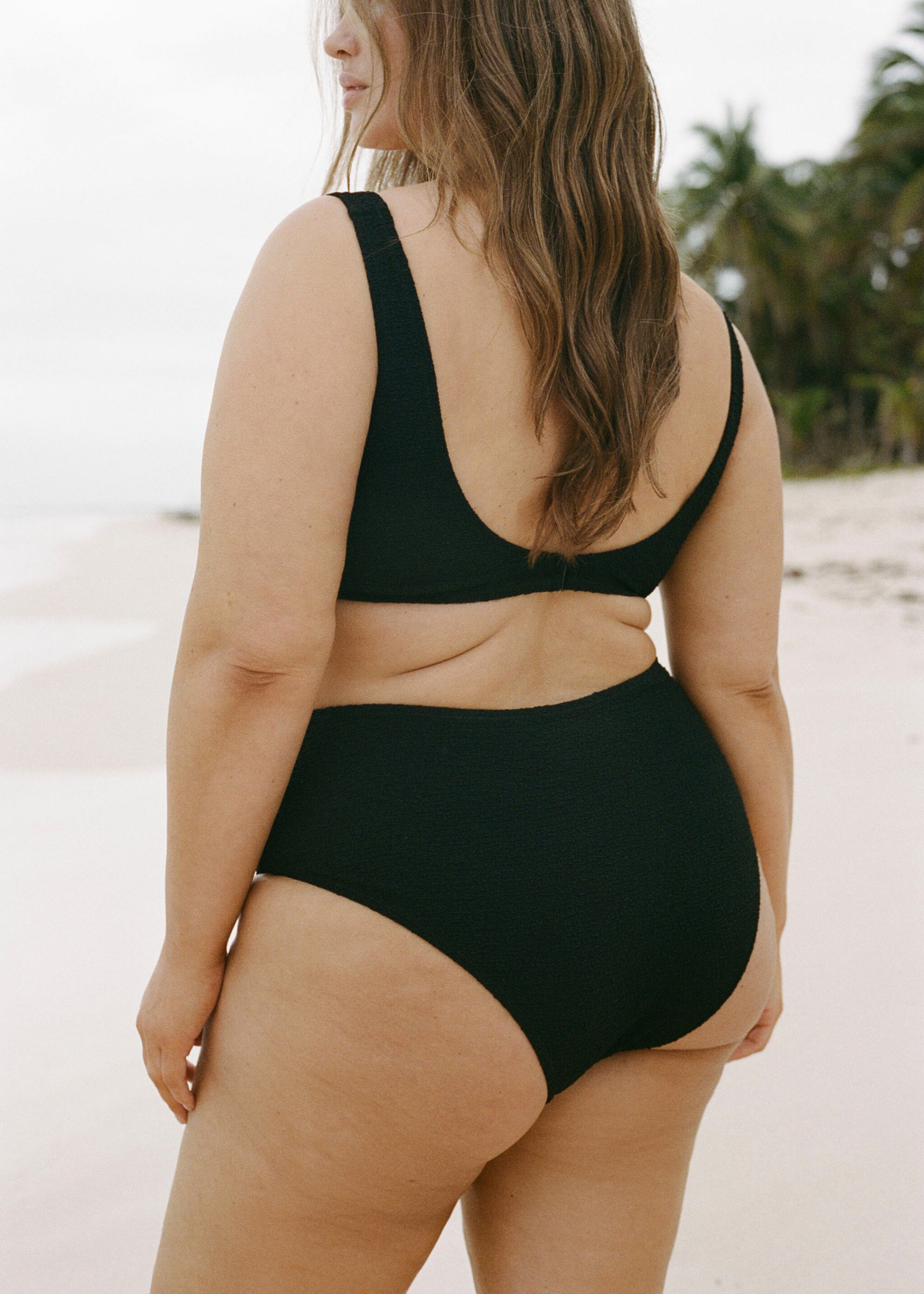 Braguita bikini tiro alto efecto toalla - Detalle del artículo 4