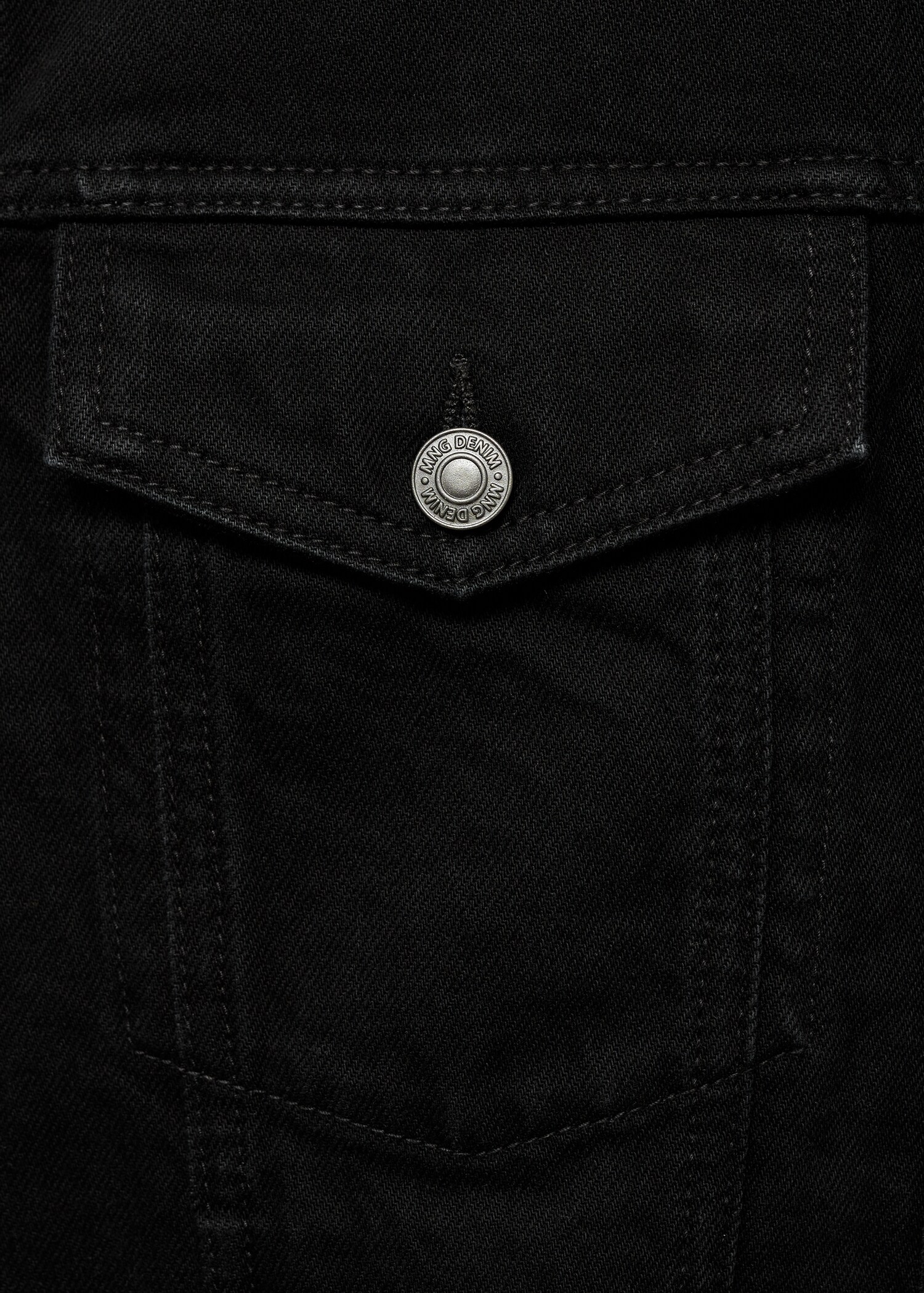 Denim jacket pockets - Details of the article 8