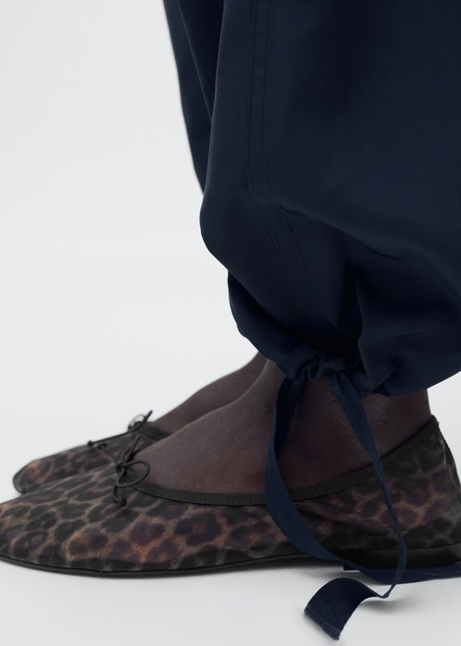Mesh-Ballerina mit Animal-Print - Detail des Artikels 9