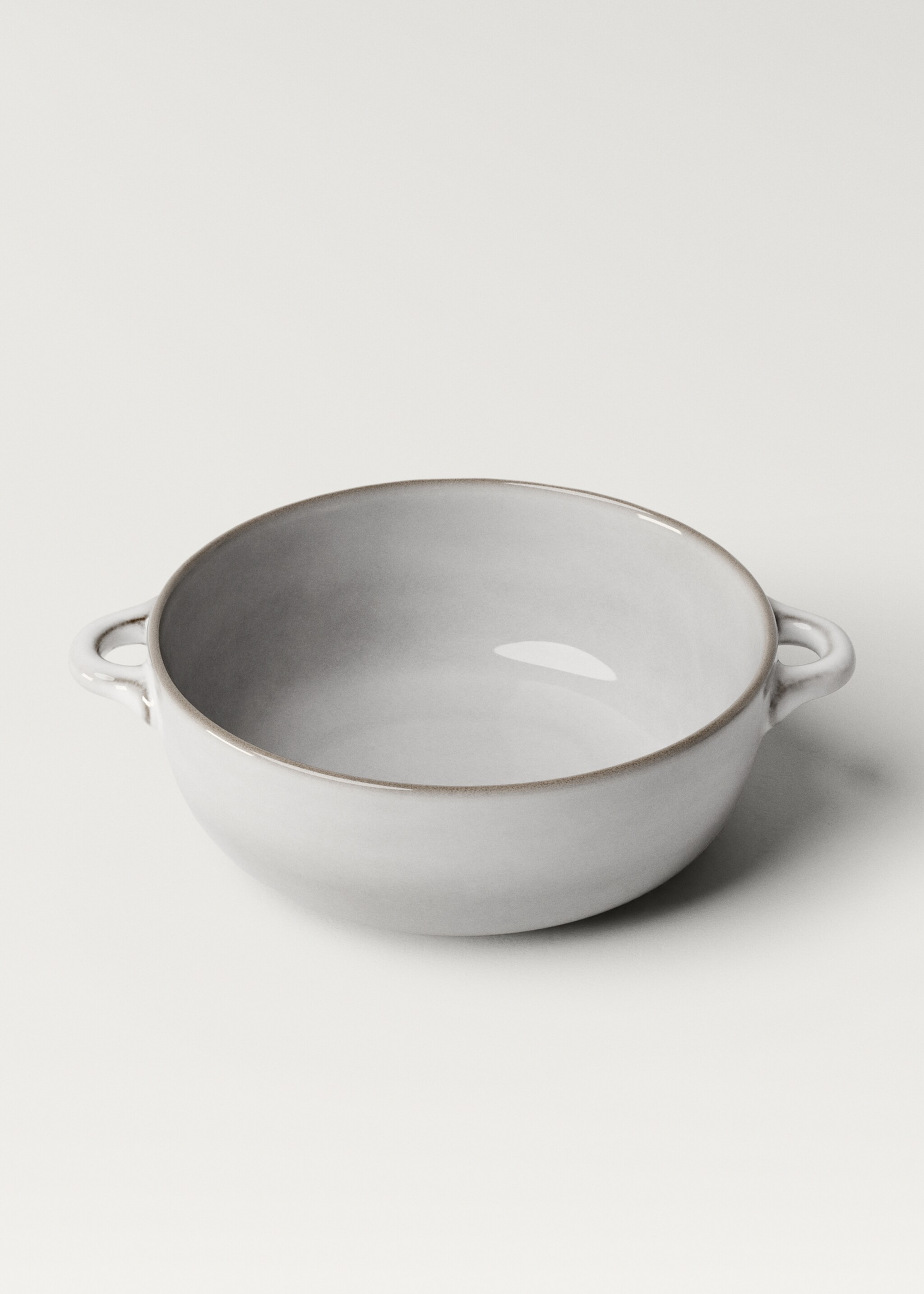 Medium stoneware casserole bowl with contrasting rim - Details of the article 1