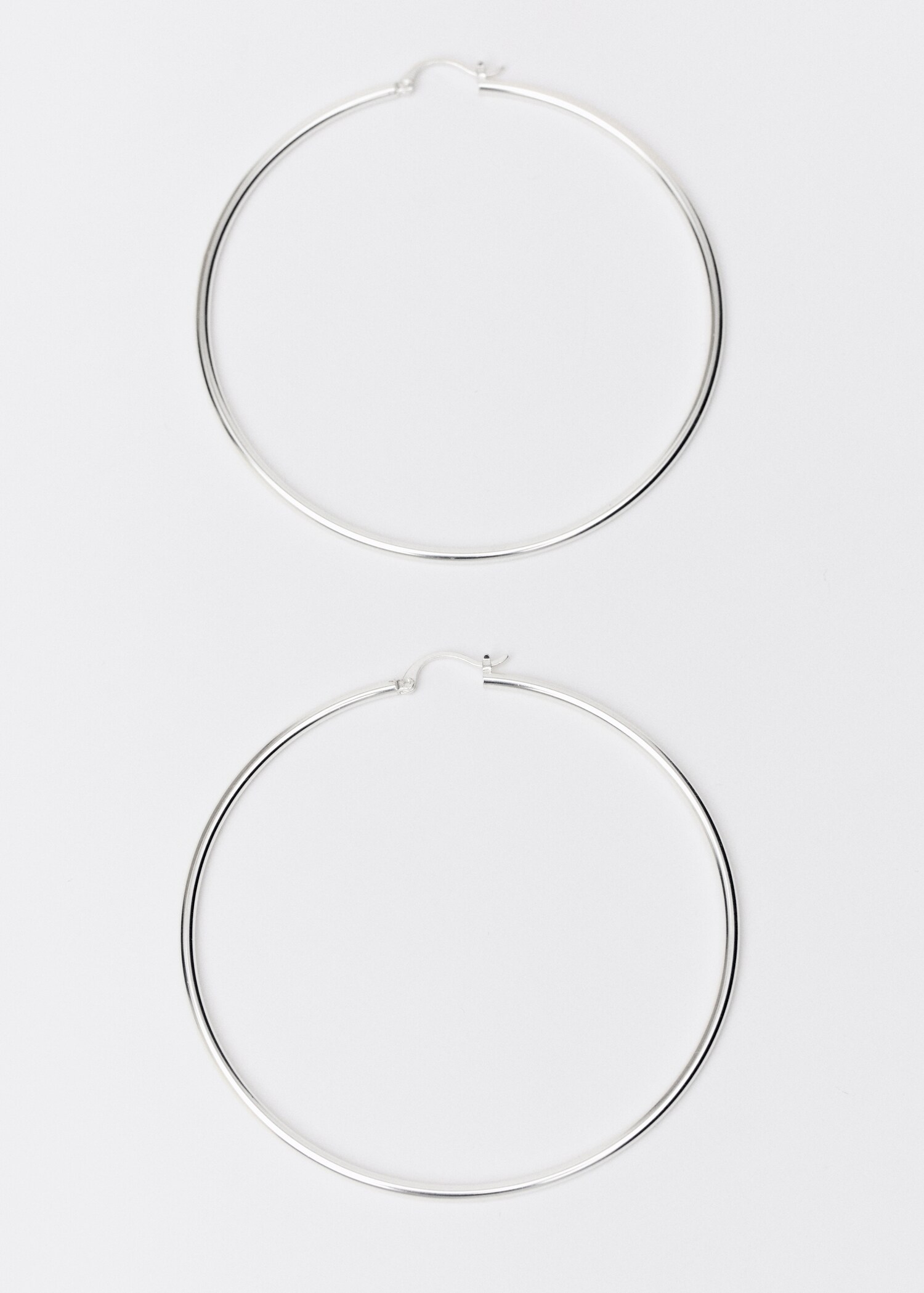 Thin hoop earrings - Medium plane