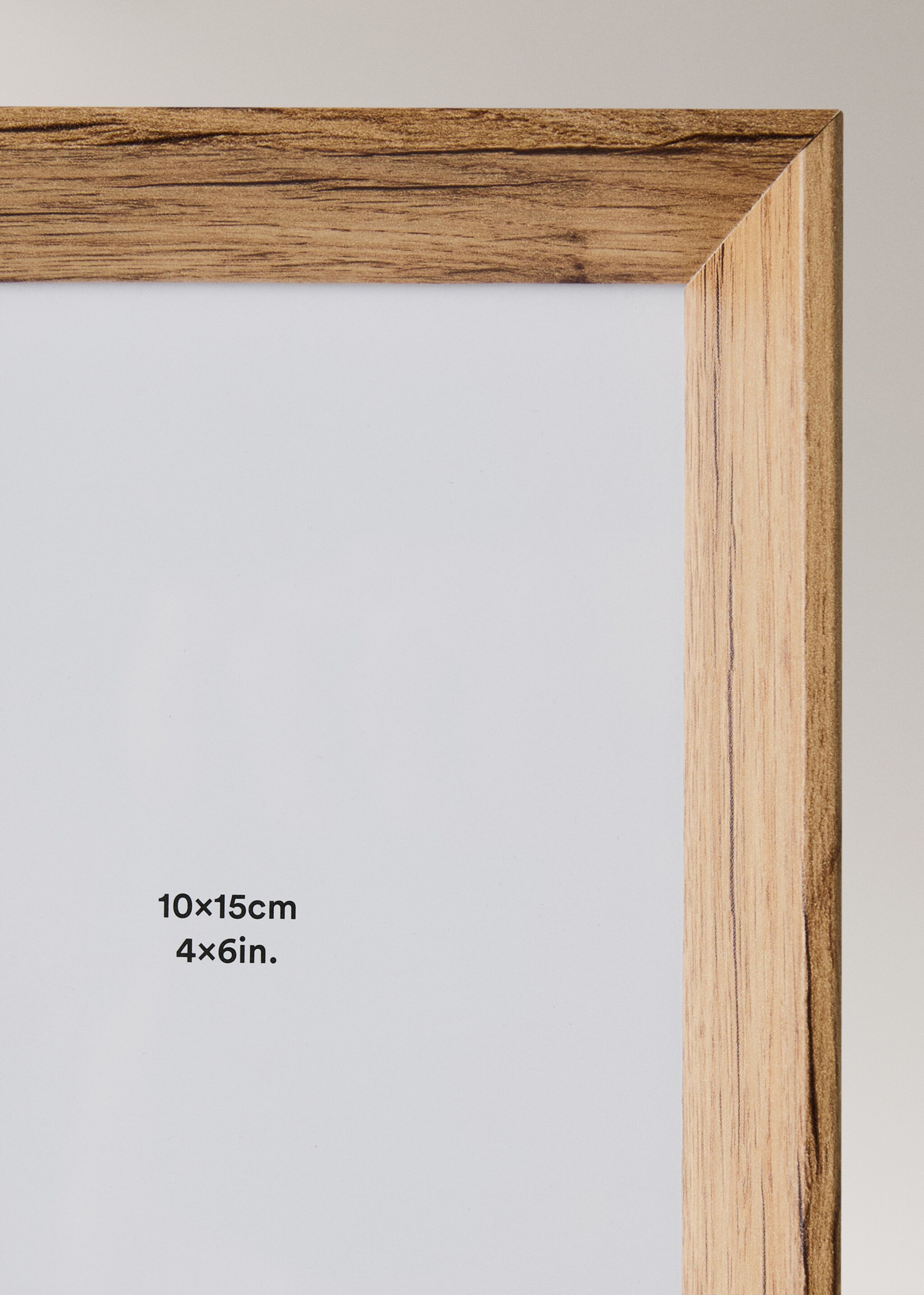 Small bevelled wood frame - Details of the article 1