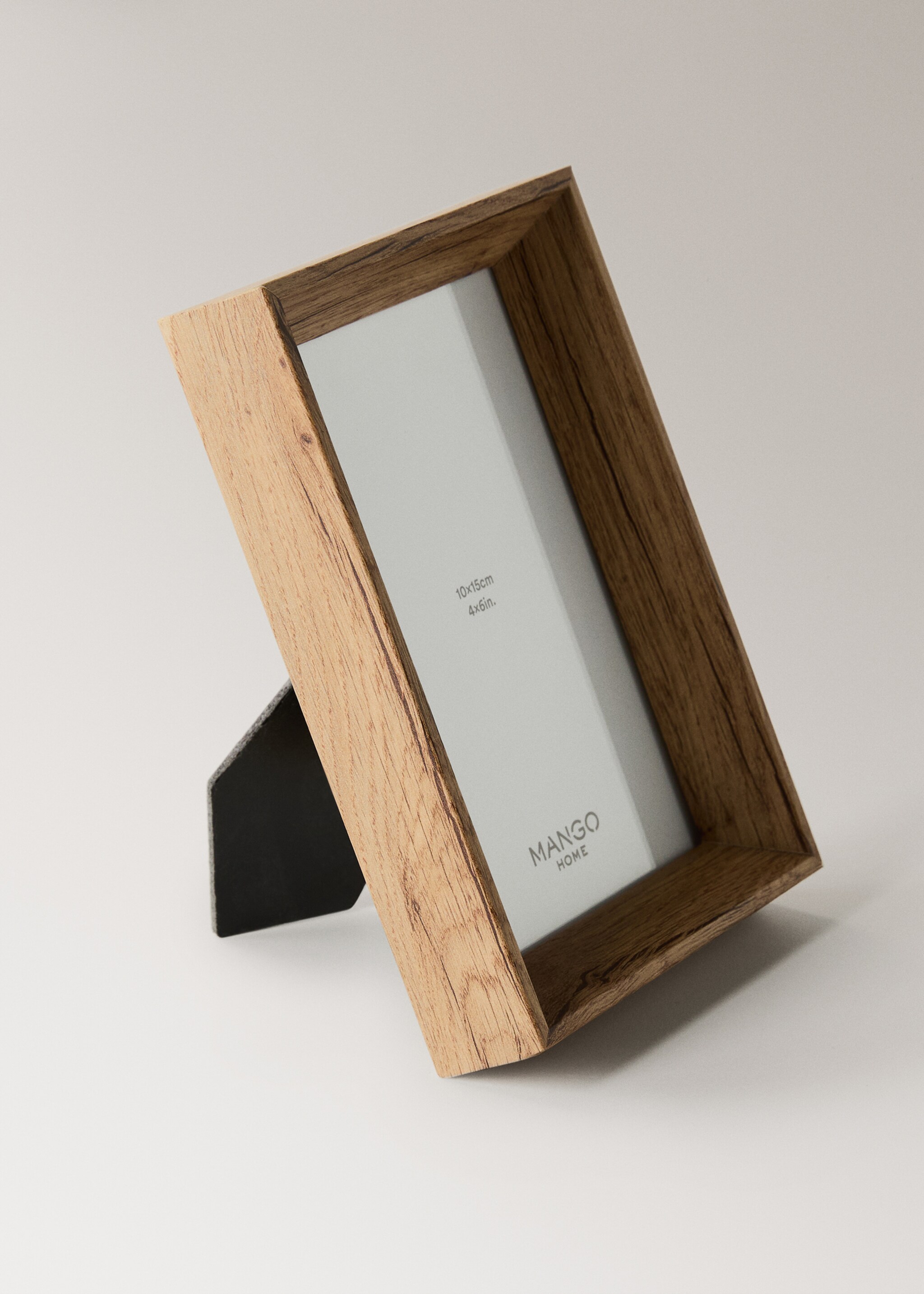 Small bevelled wood frame - Details of the article 2