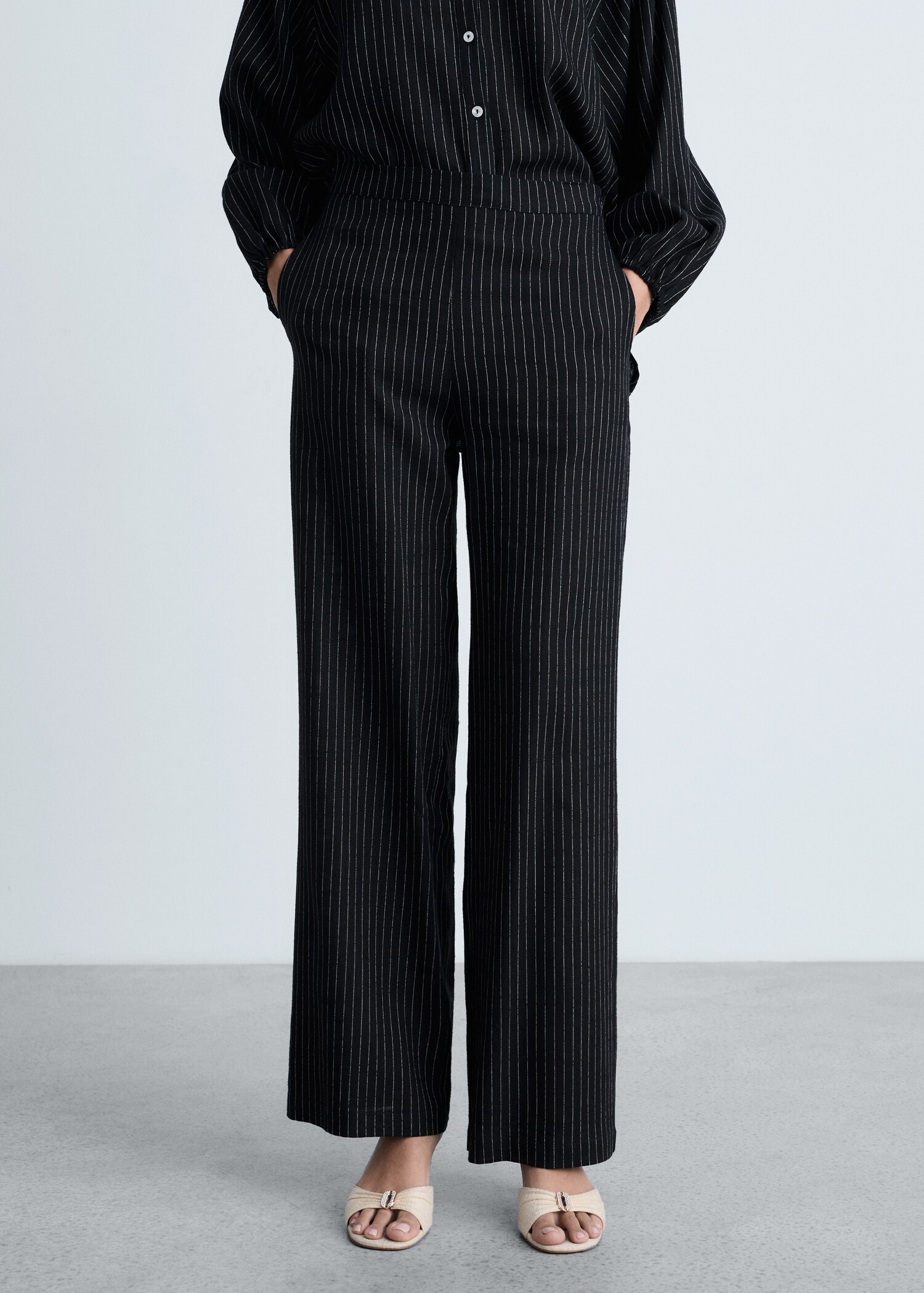 Pantalon droit à rayures - Plan moyen