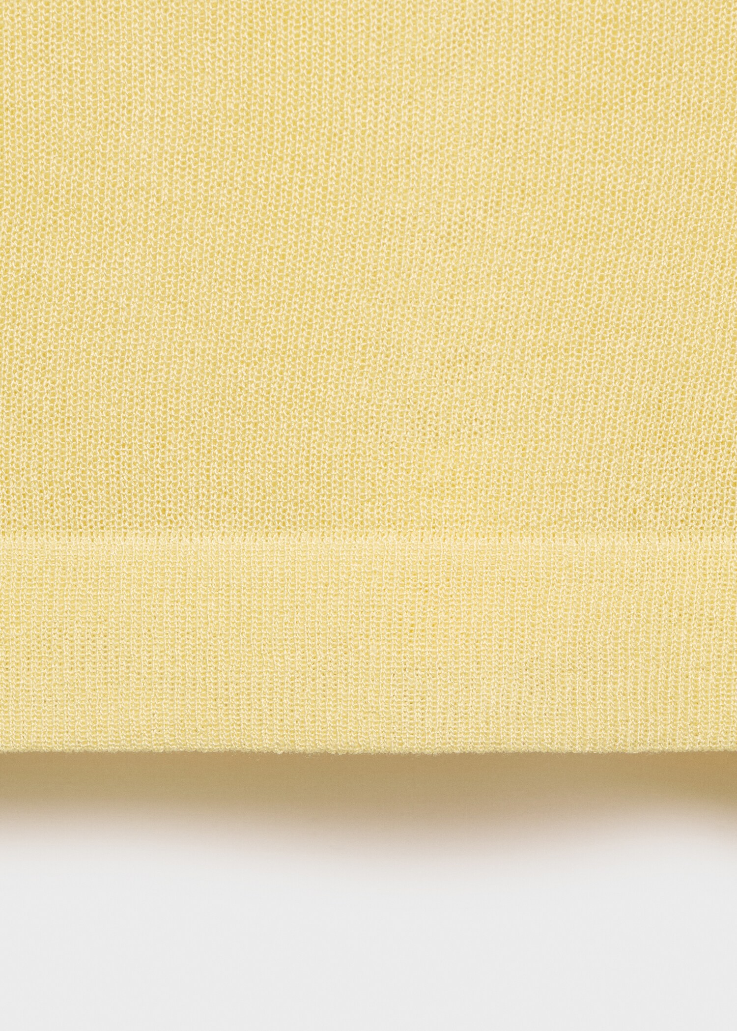 Sleeveless knitted top - Details of the article 0