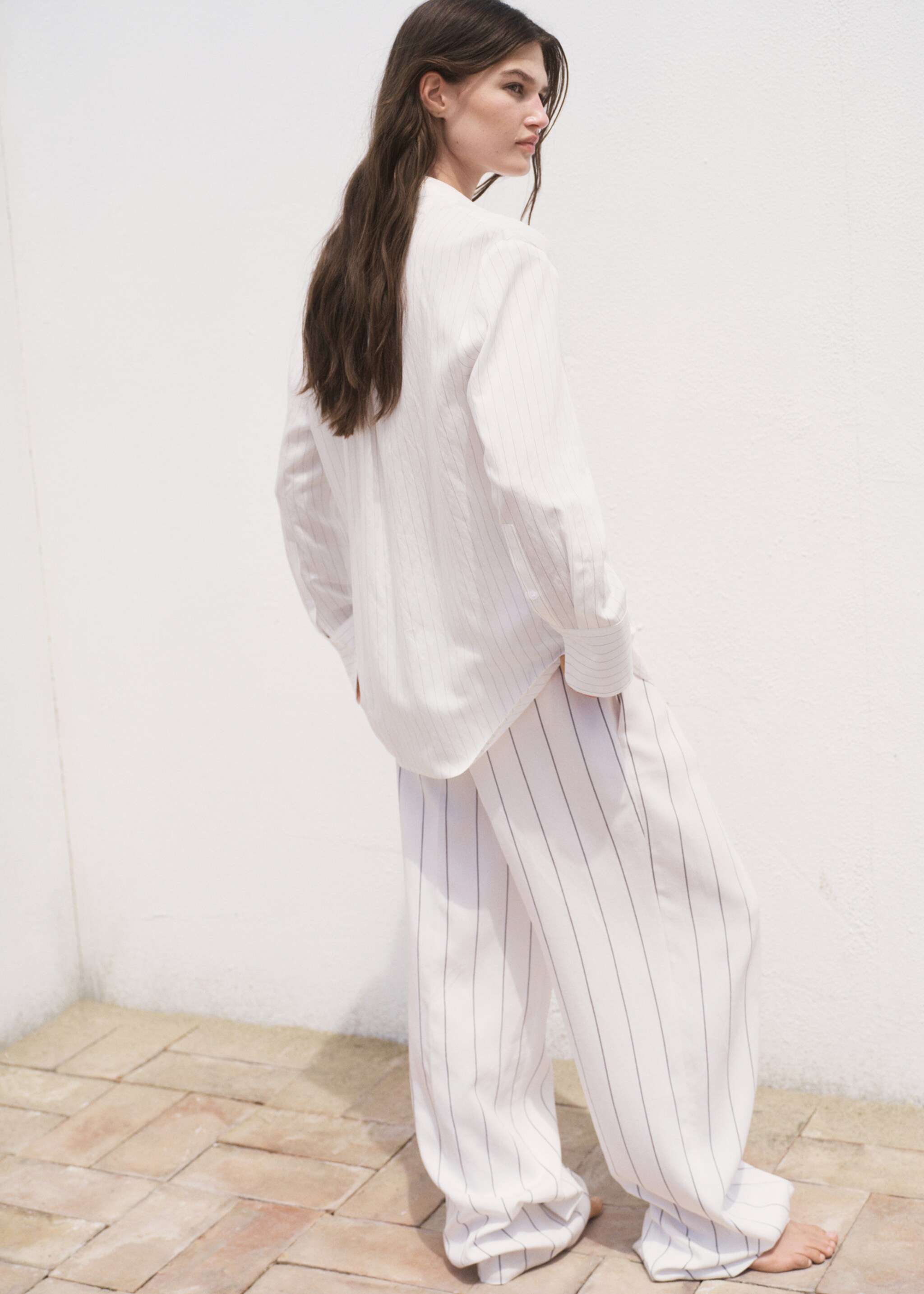 Semi-transparent striped shirt - Reverse of the article