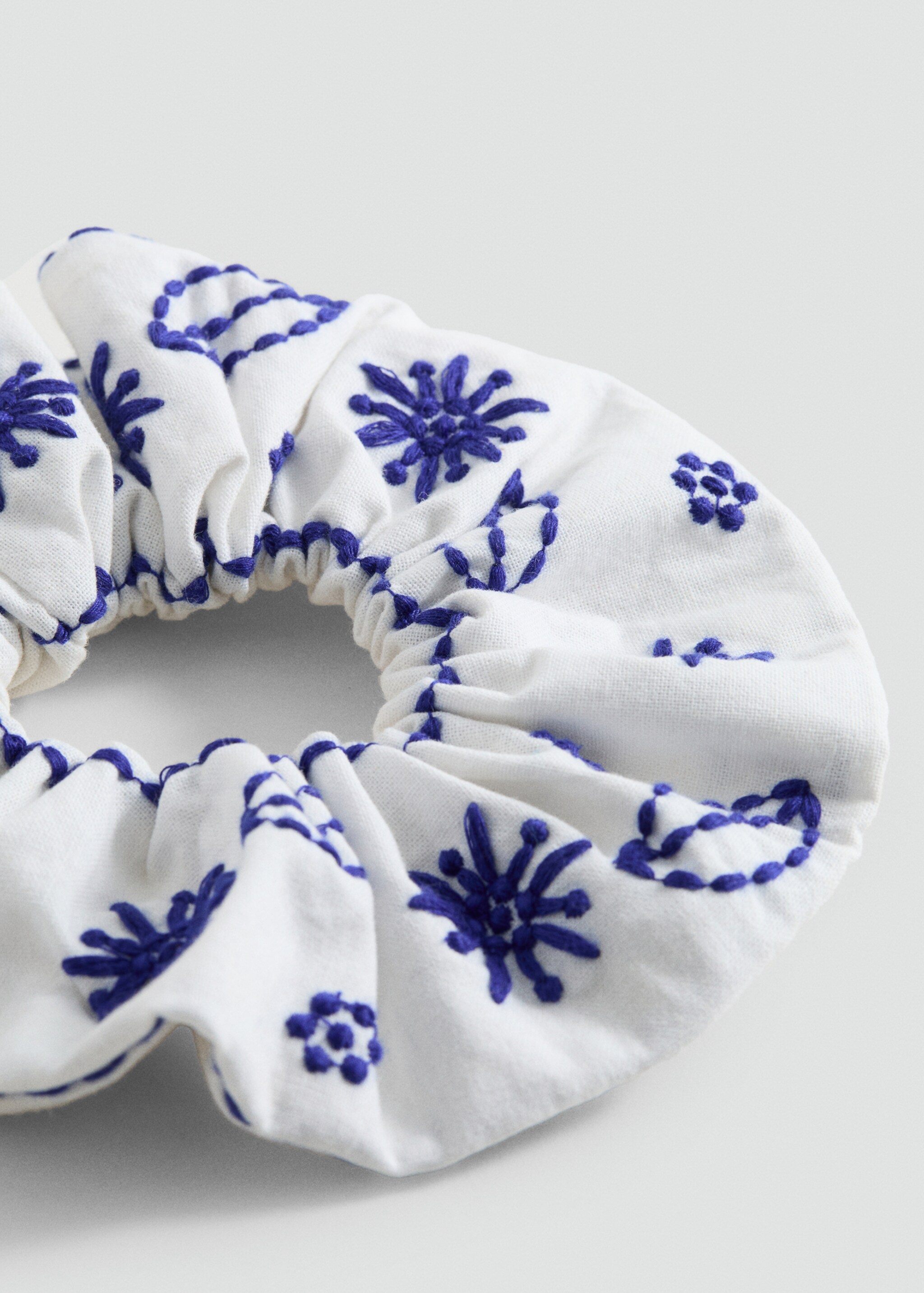 Embroidered hair tie - Medium plane