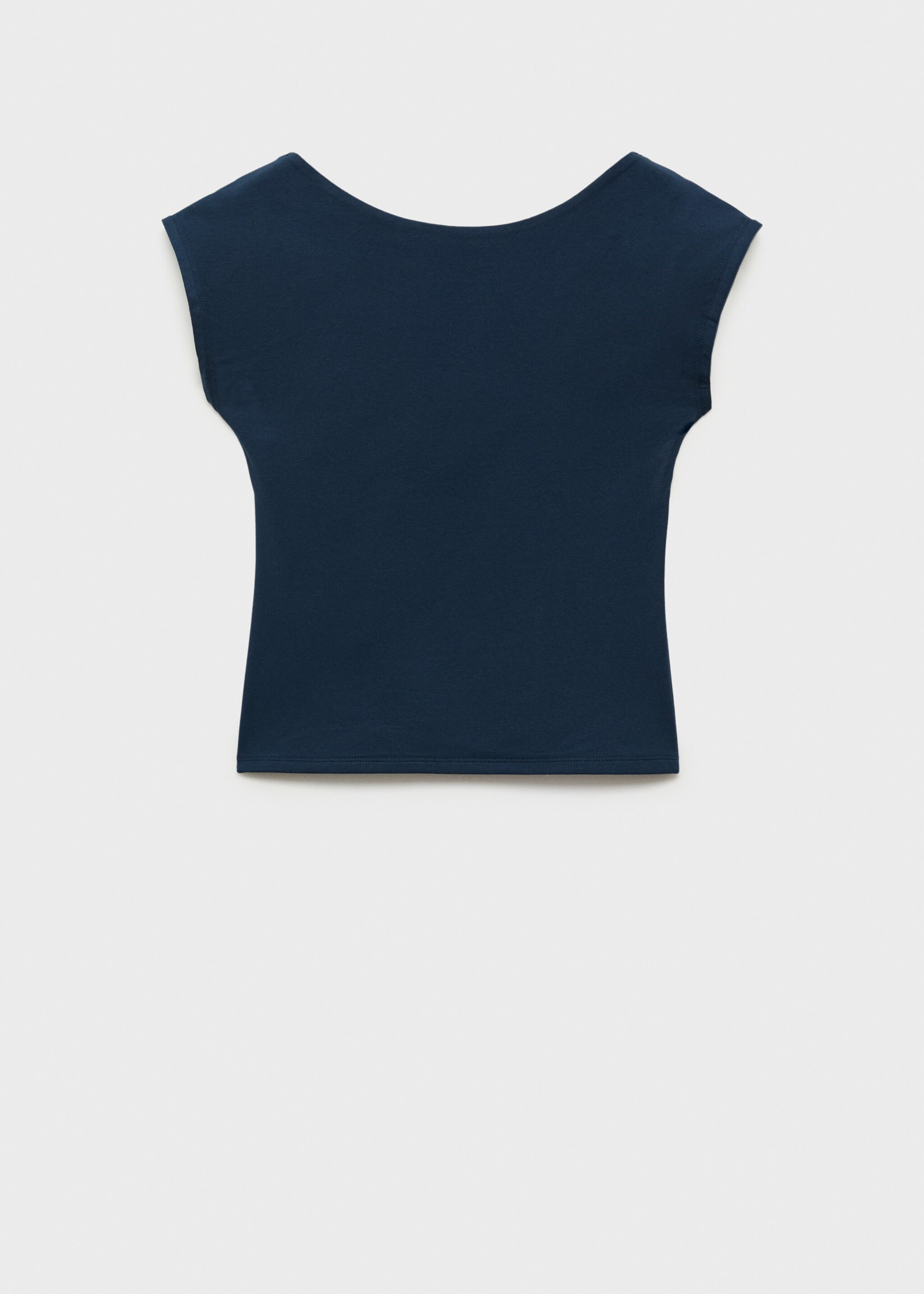 T-shirt with open back - Article without model