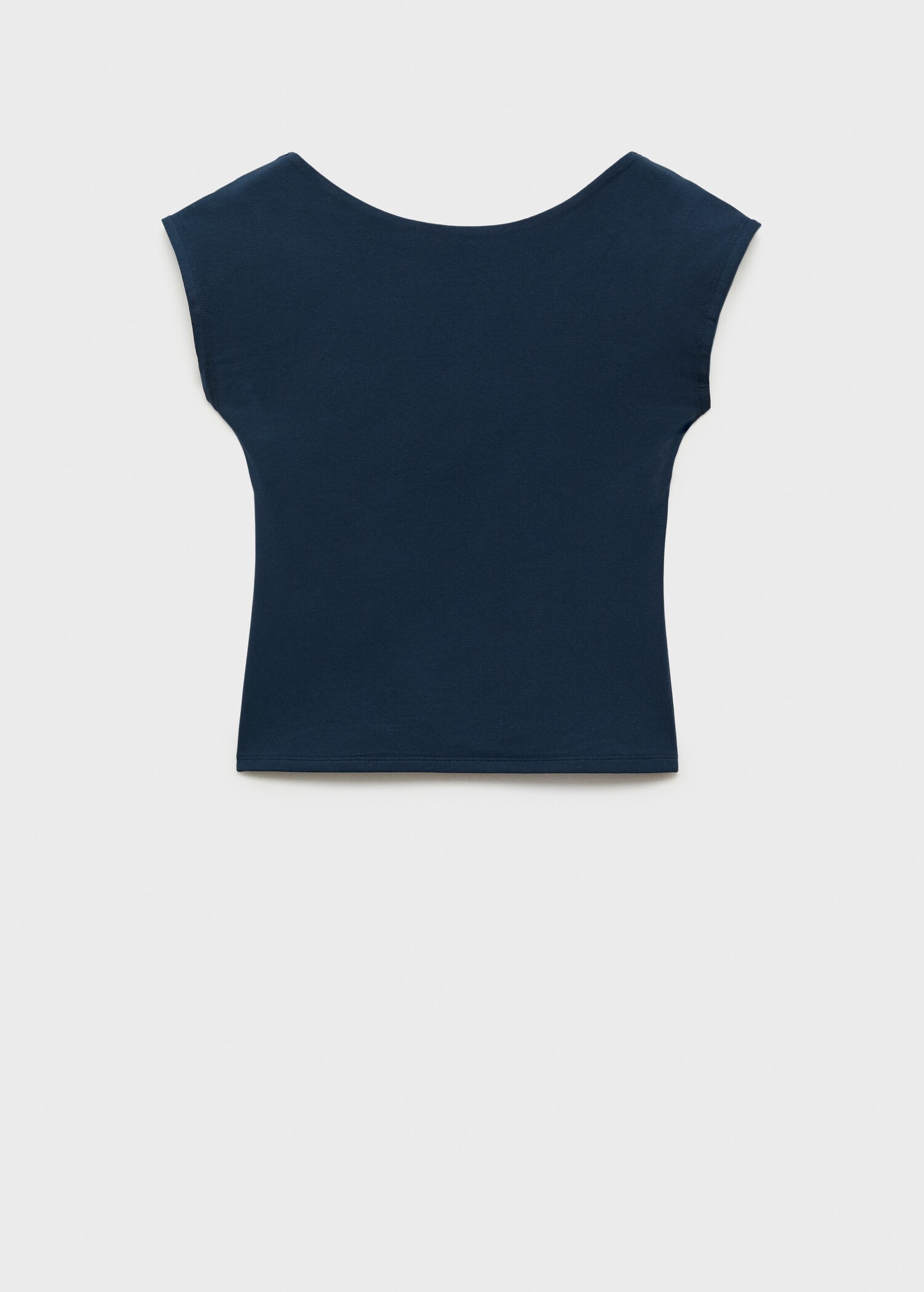 T-shirt with open back - Article without model