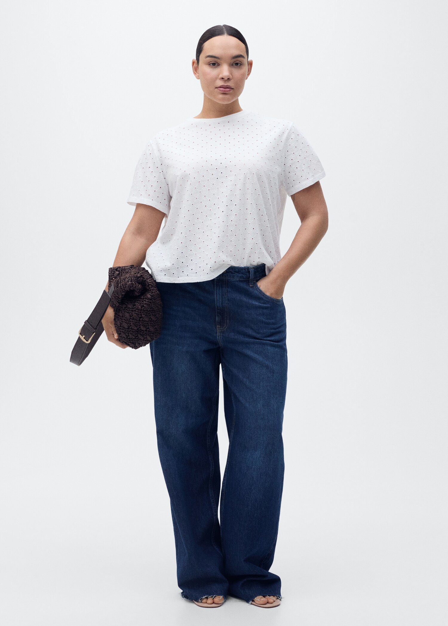 Embroidered openwork t-shirt - Details of the article 3