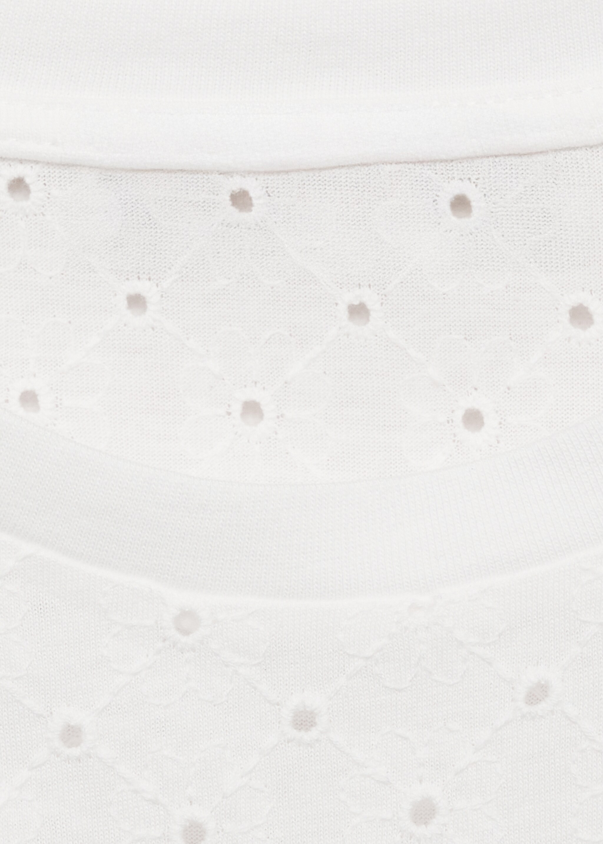 Opengewerkt T-shirt met borduursels - Detail van het artikel 8