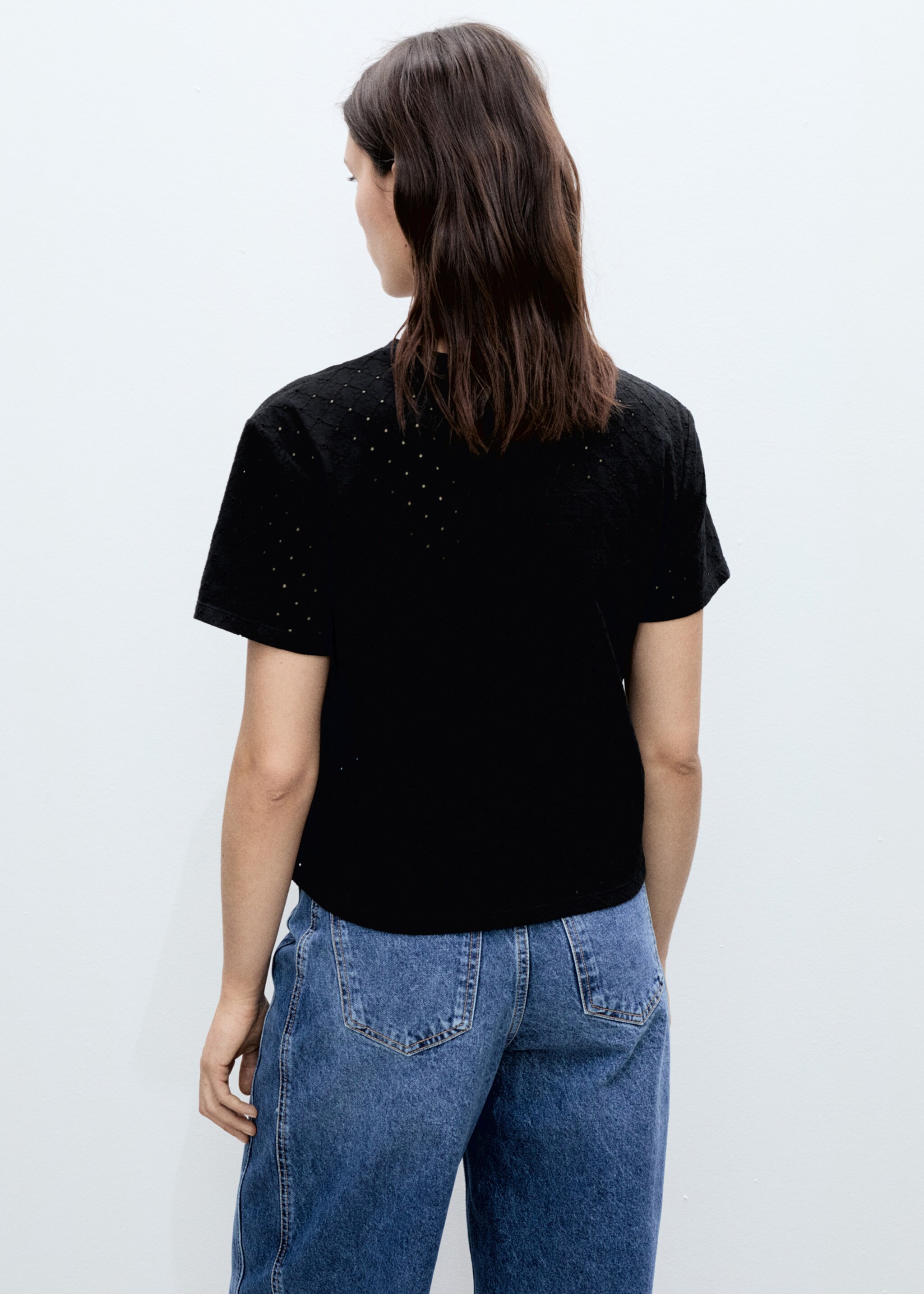 T-shirt broderies ajourées - Verso de l’article