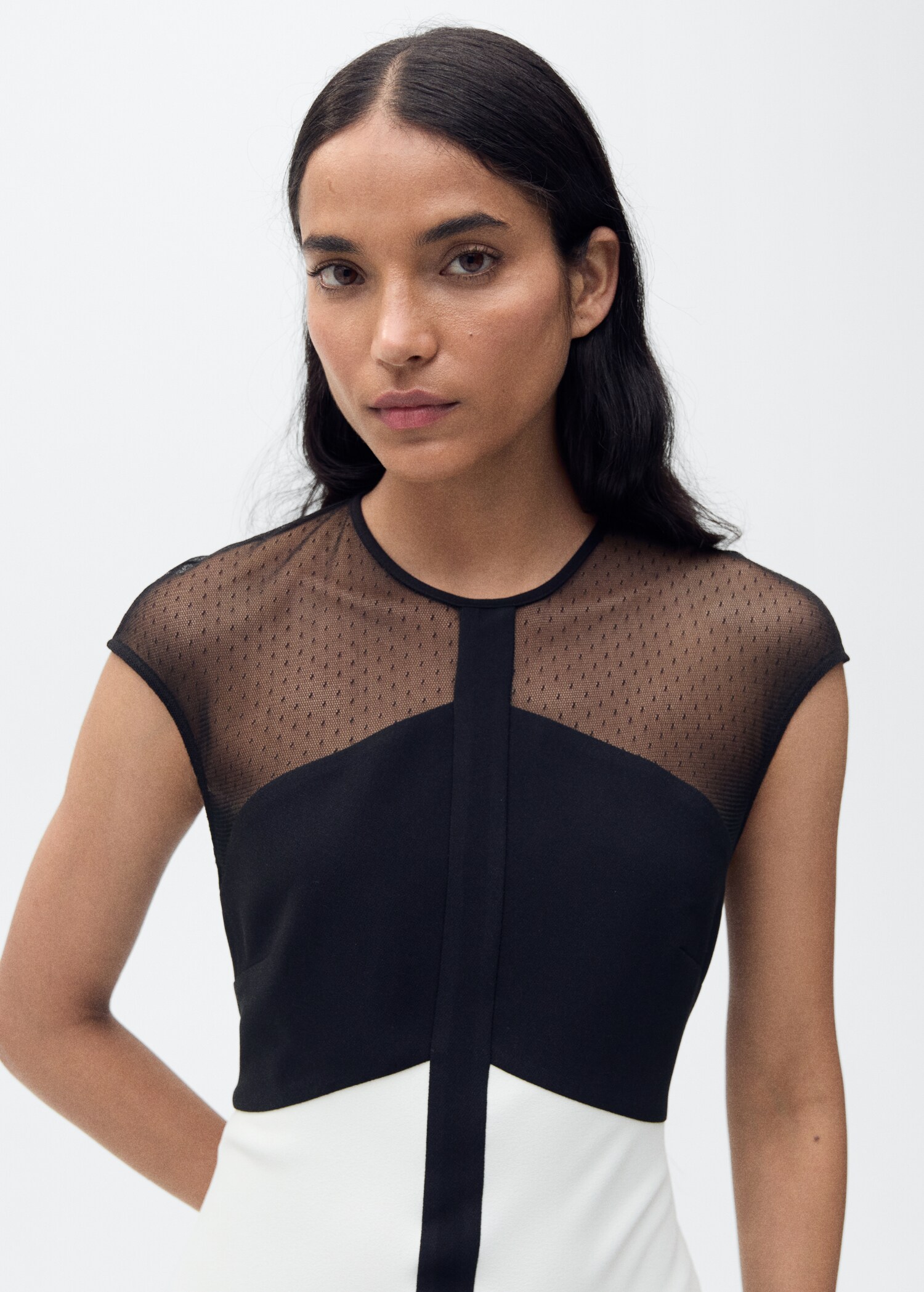 Two-tone panel dress - Details of the article 1