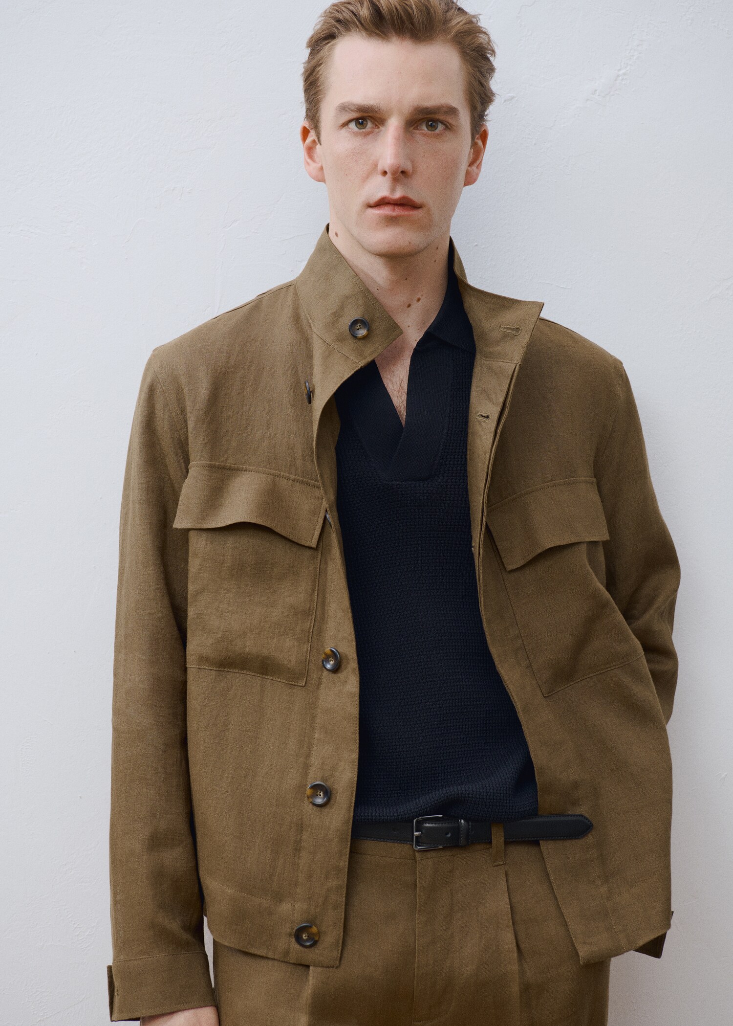 100% linen turtleneck jacket - Details of the article 3