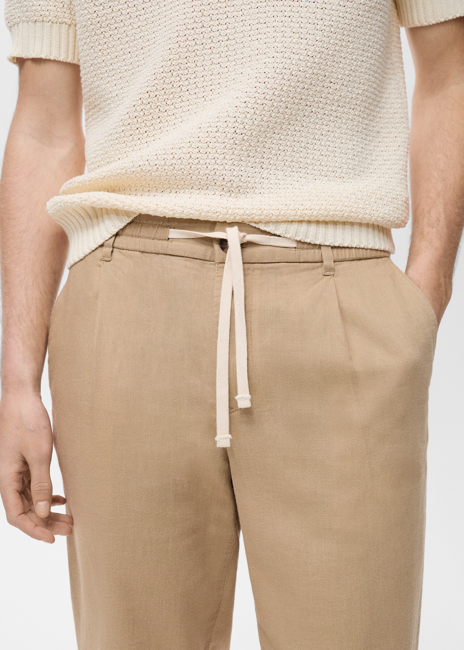 Slim-fit trousers with drawstring - Details of the article 1