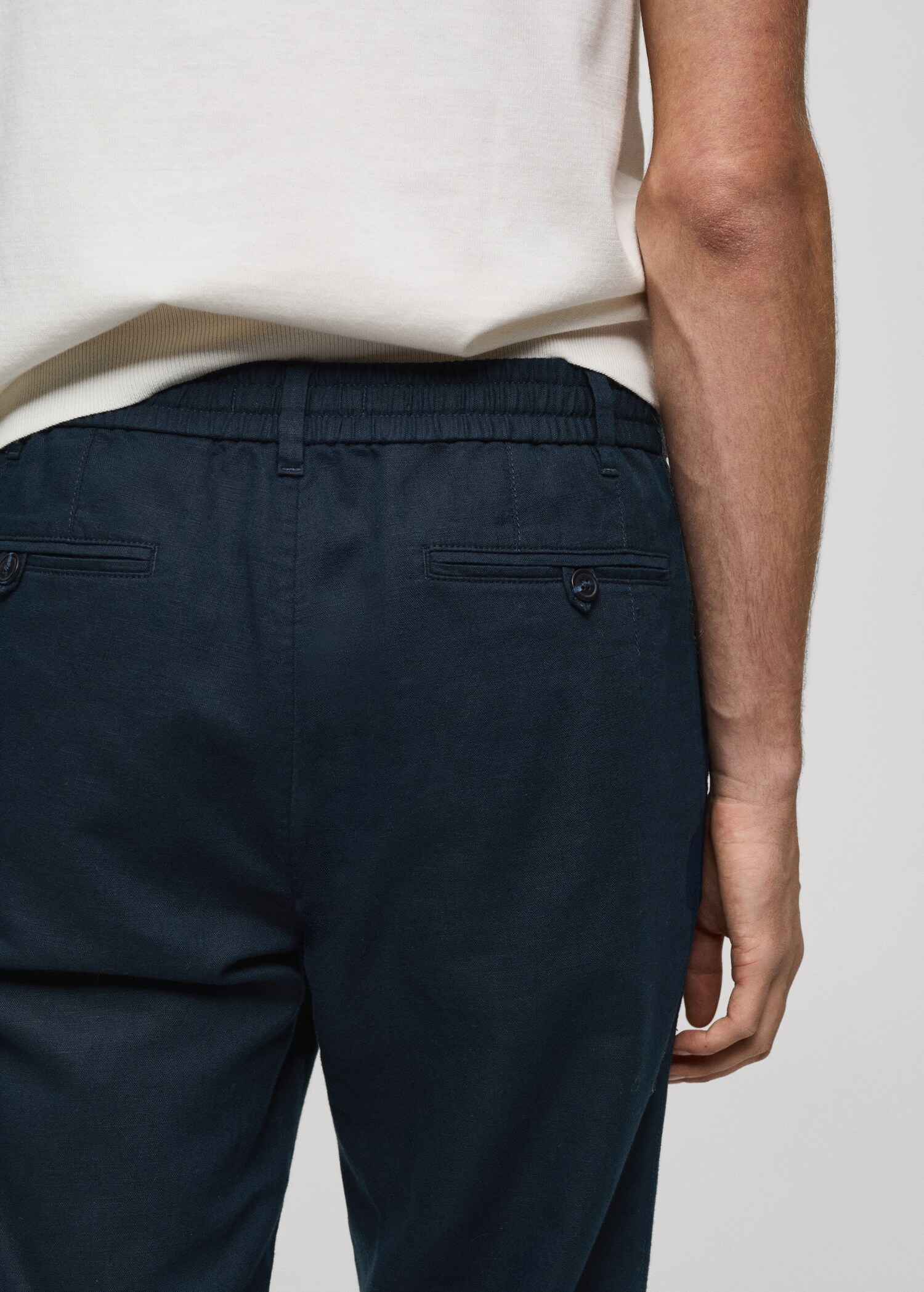 Slim-fit trousers with drawstring - Details of the article 6