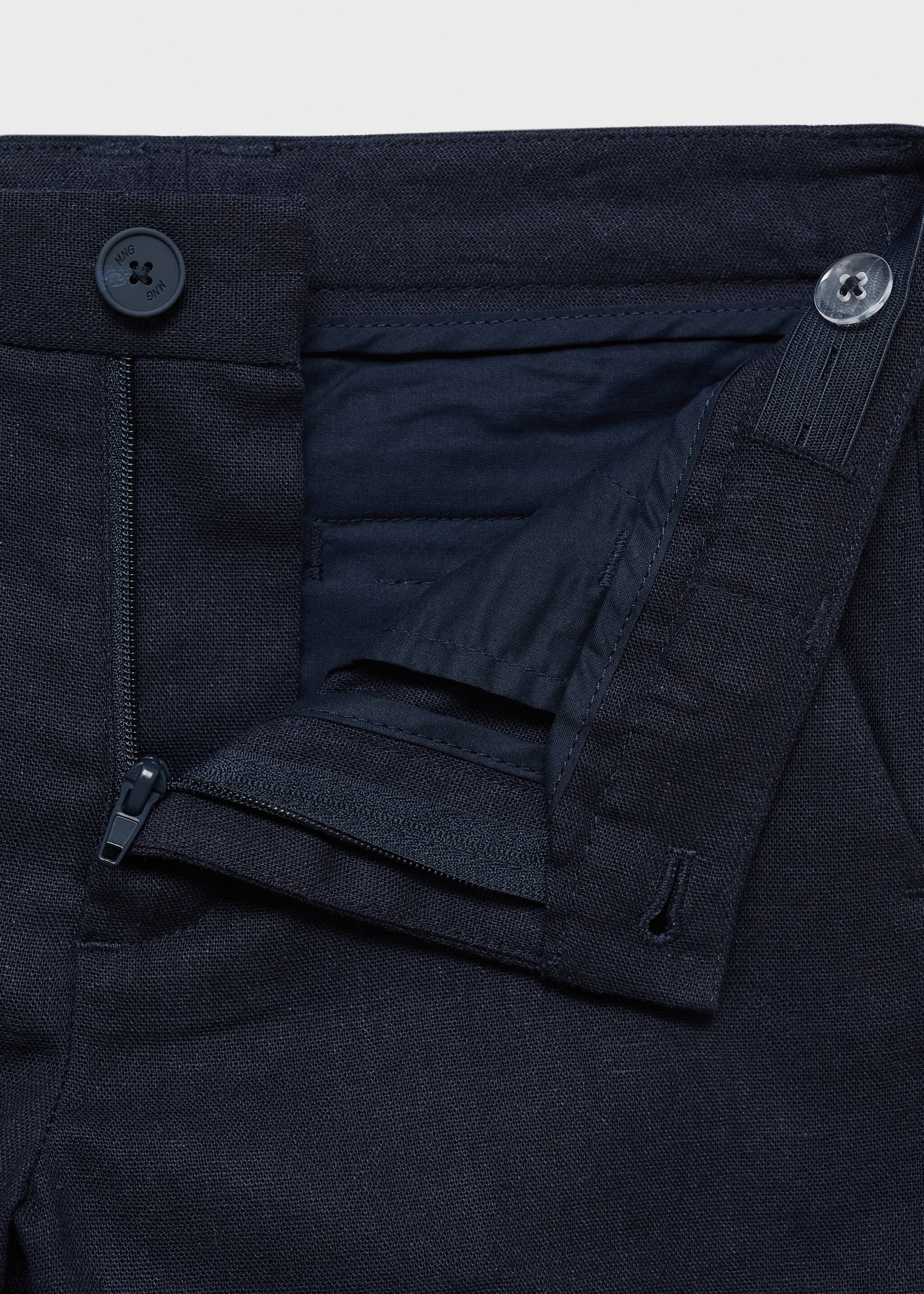 Linen suit trousers - Details of the article 8