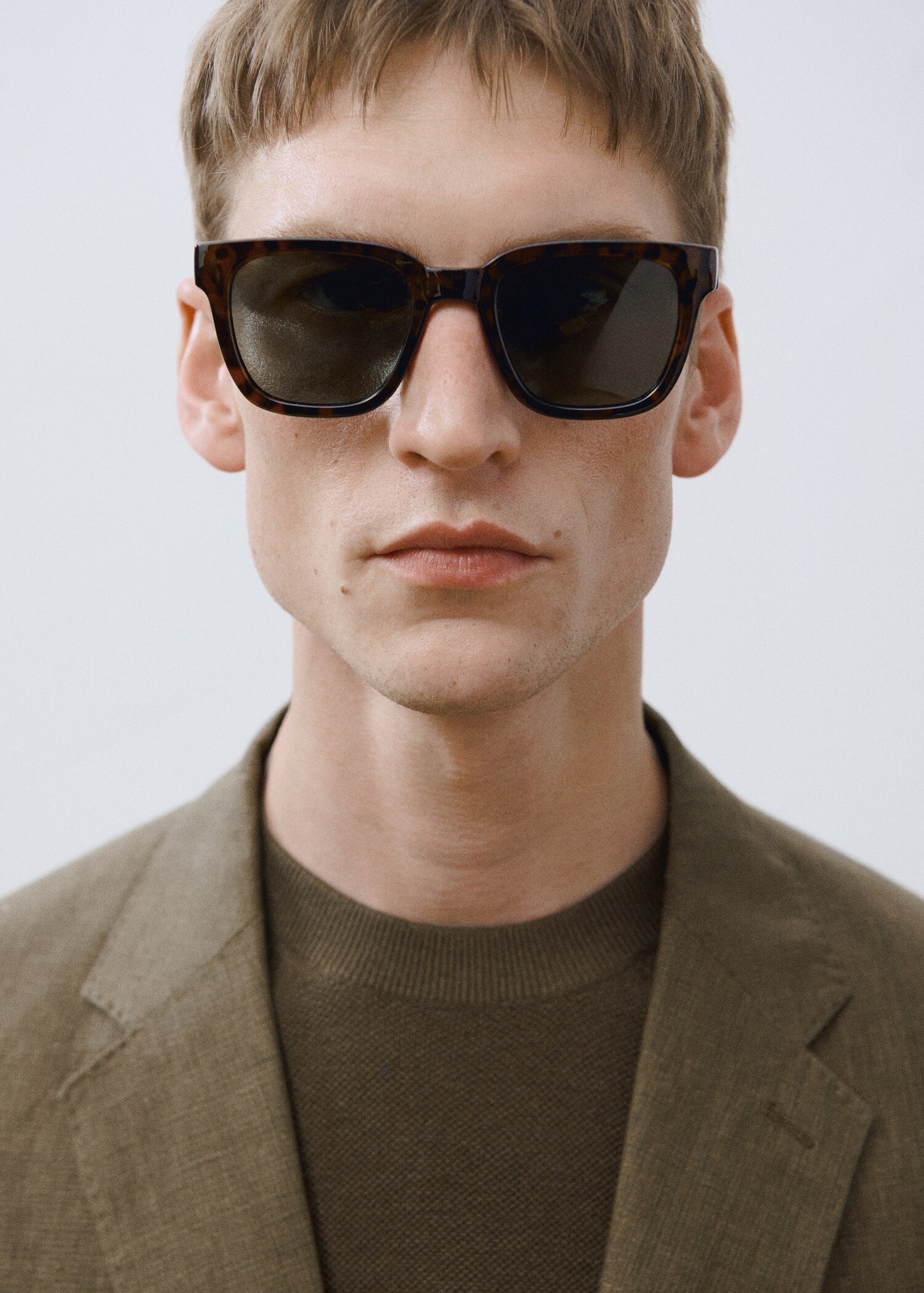 Amalfi 100% linen slim-fit suit jacket - Details of the article 9