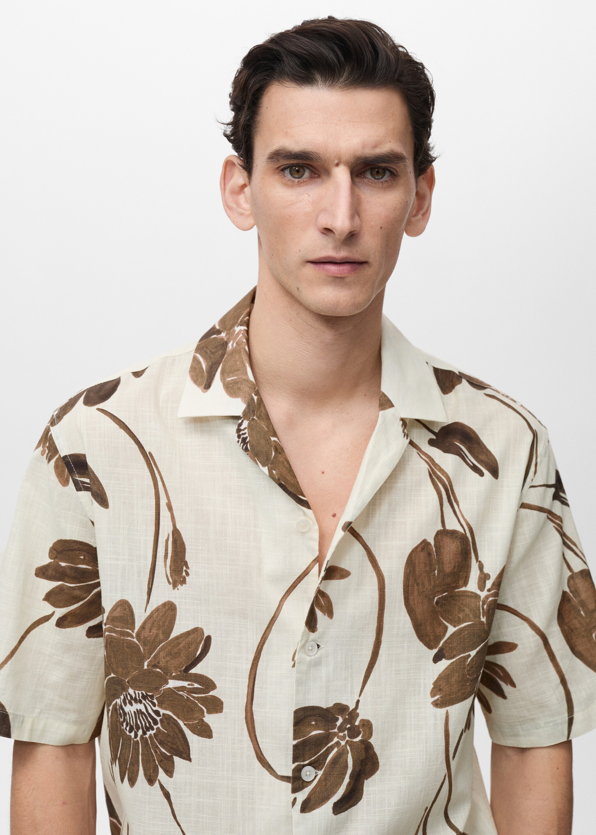 Camisa estampado floral cuello bowling - Detalle del artículo 1