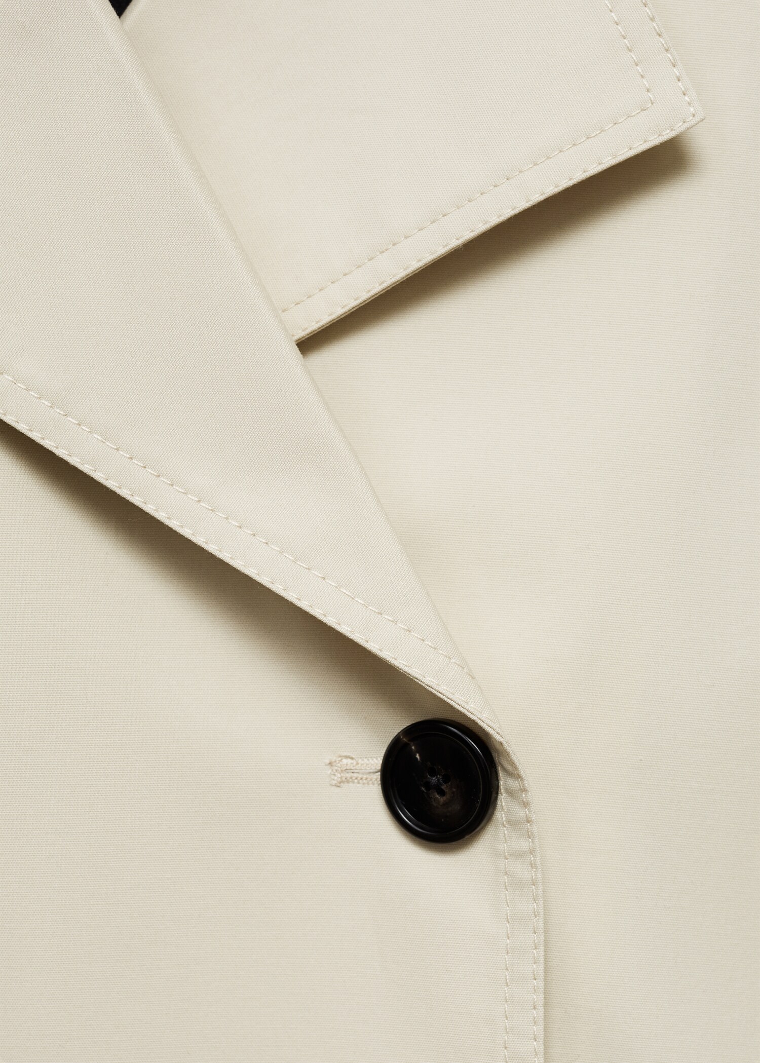 Short double-breasted trench coat - Details of the article 8