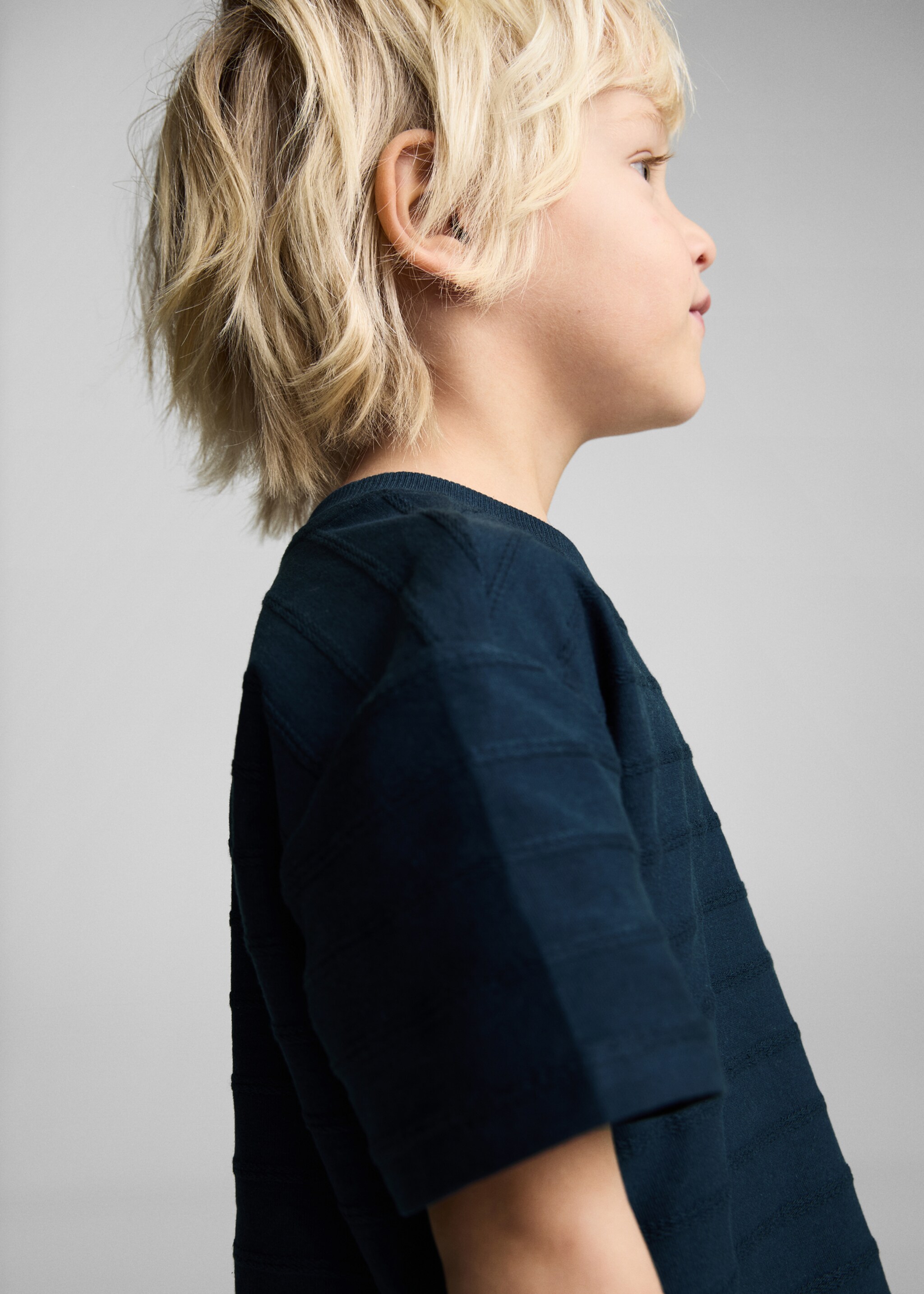 Embossed striped cotton T-shirt - Details of the article 1