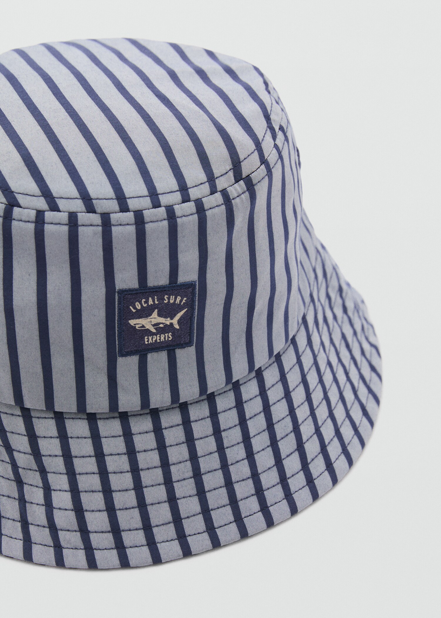 Striped bucket hat - Medium plane