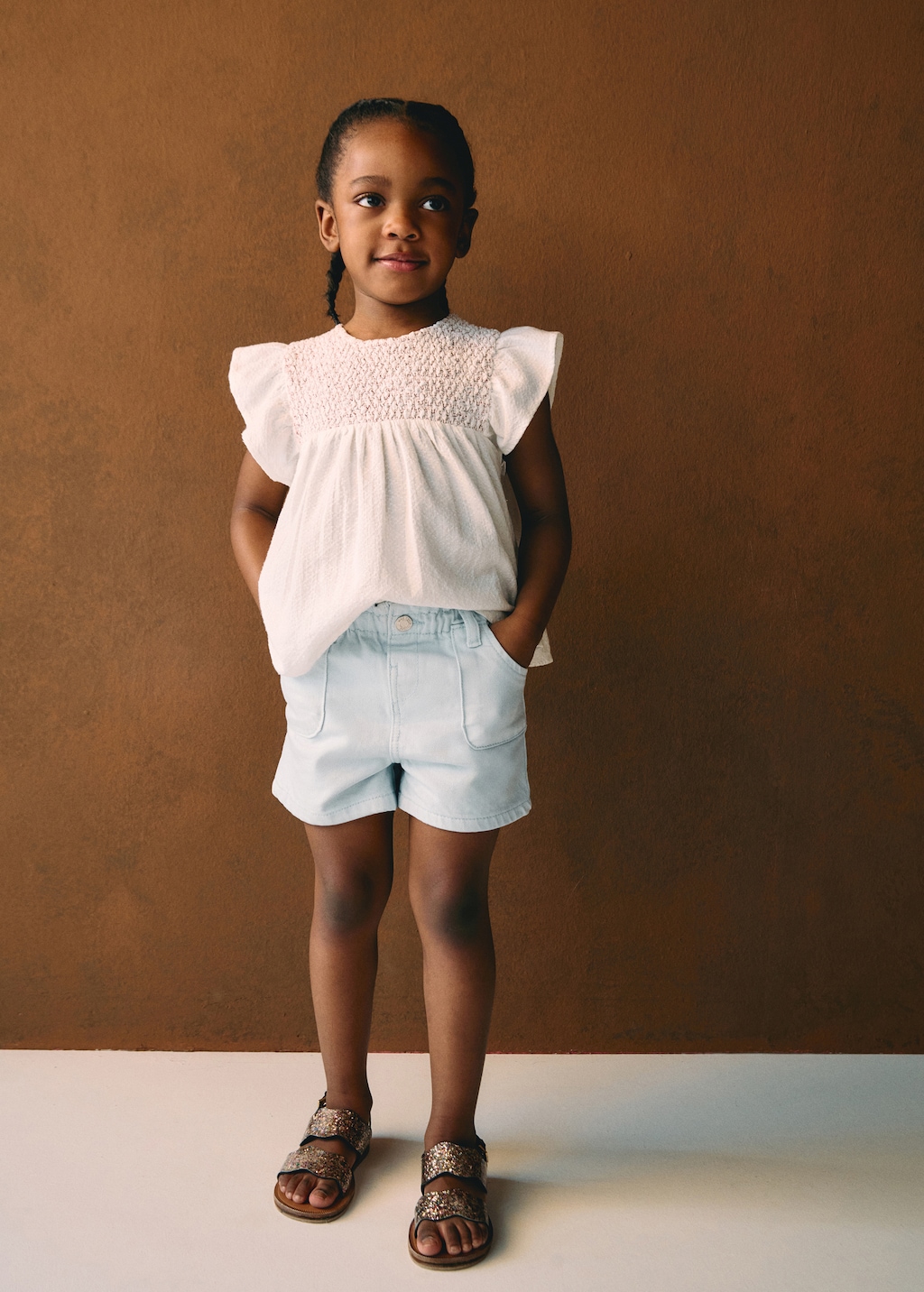 Sandals with glitter strap