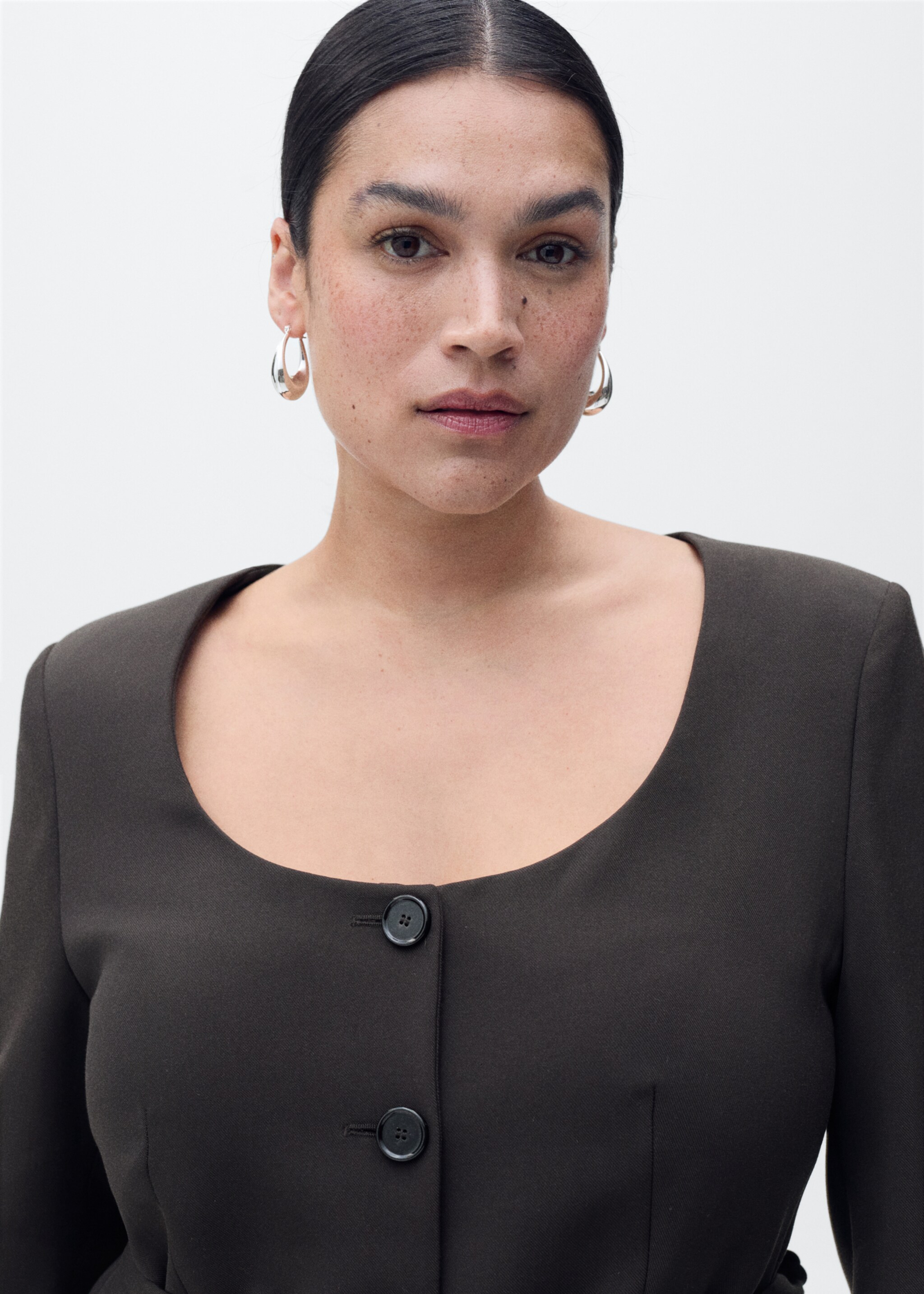 Suit jacket with belt - Details of the article 4
