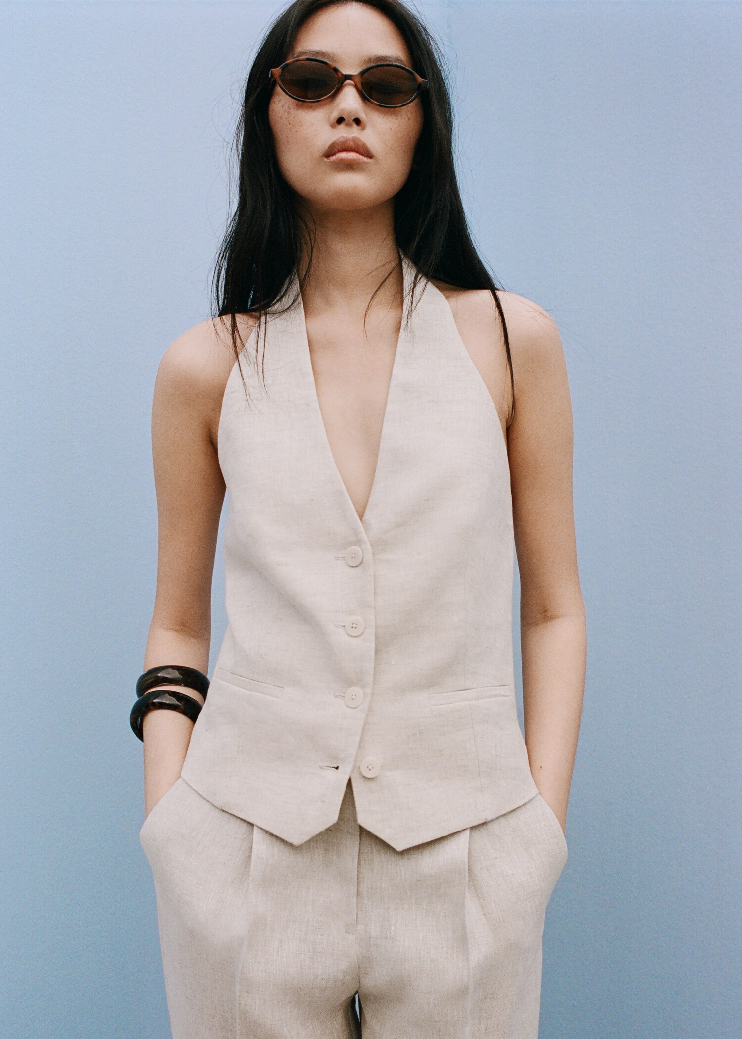 Linen suit waistcoat - Details of the article 6