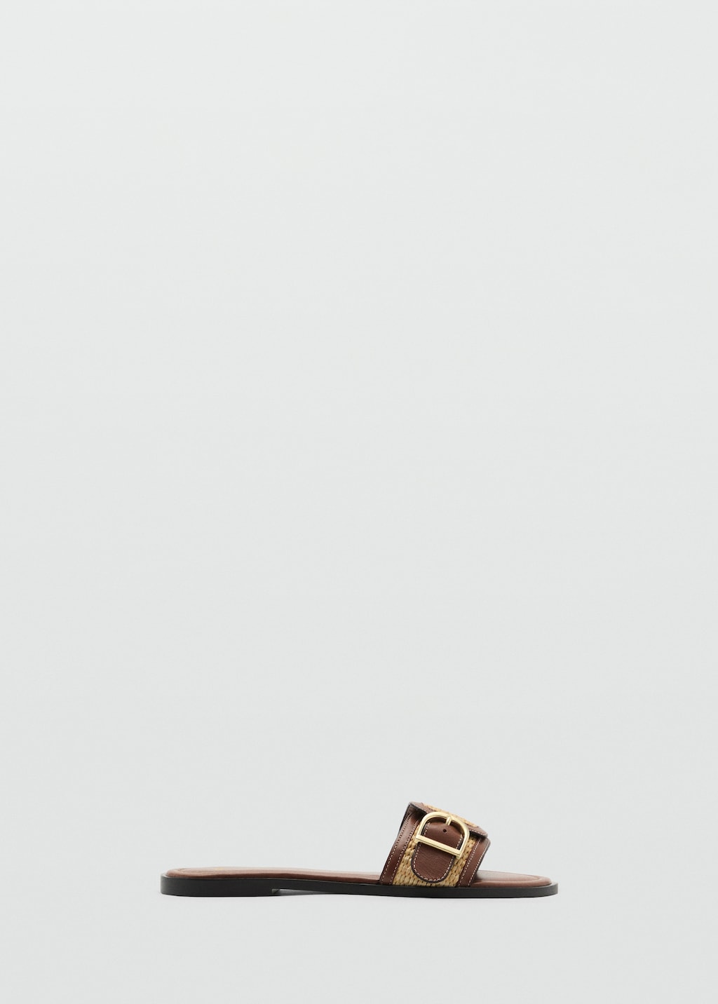 Raffia sandals with buckle and strap