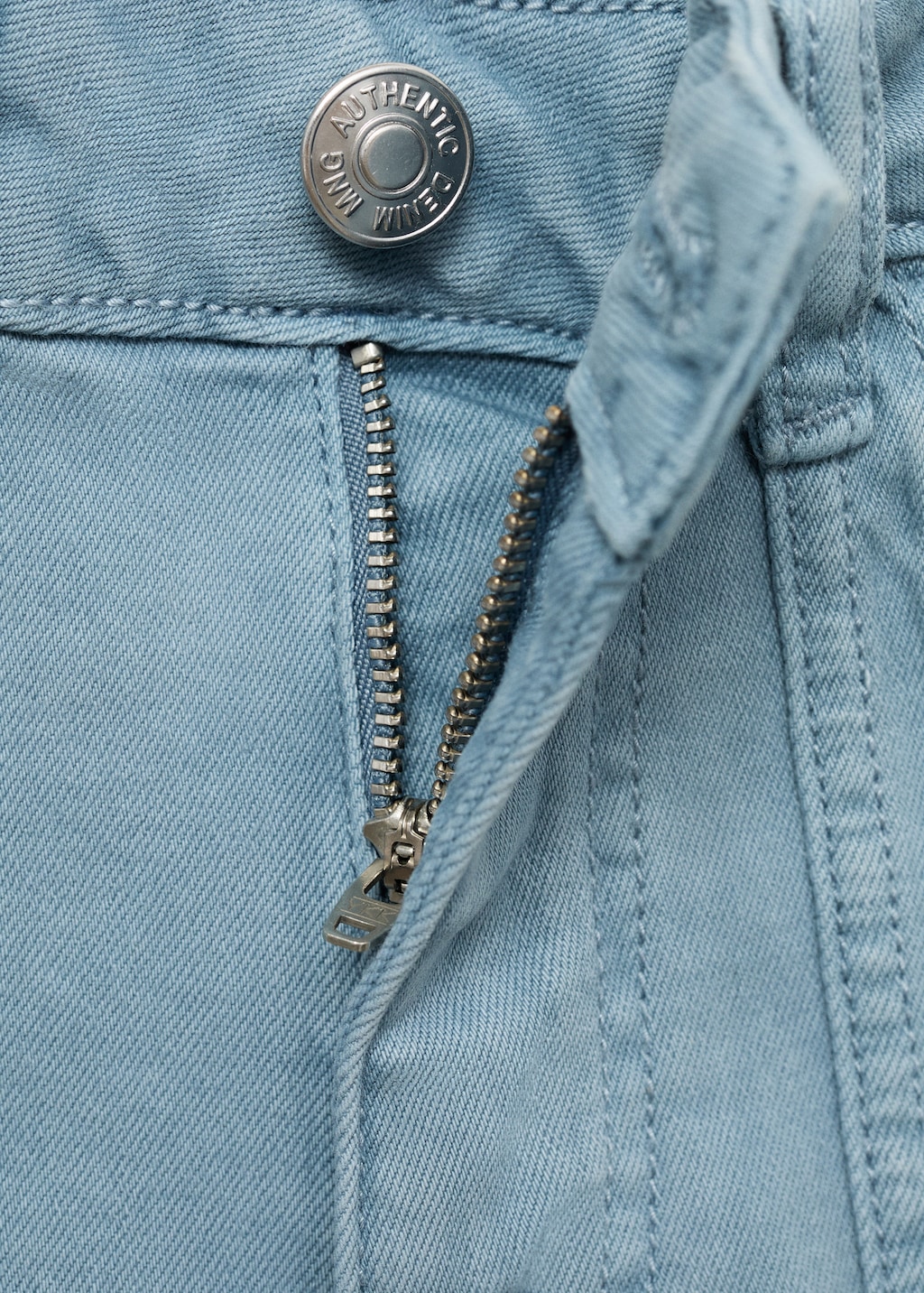 Straight-fit denim shorts