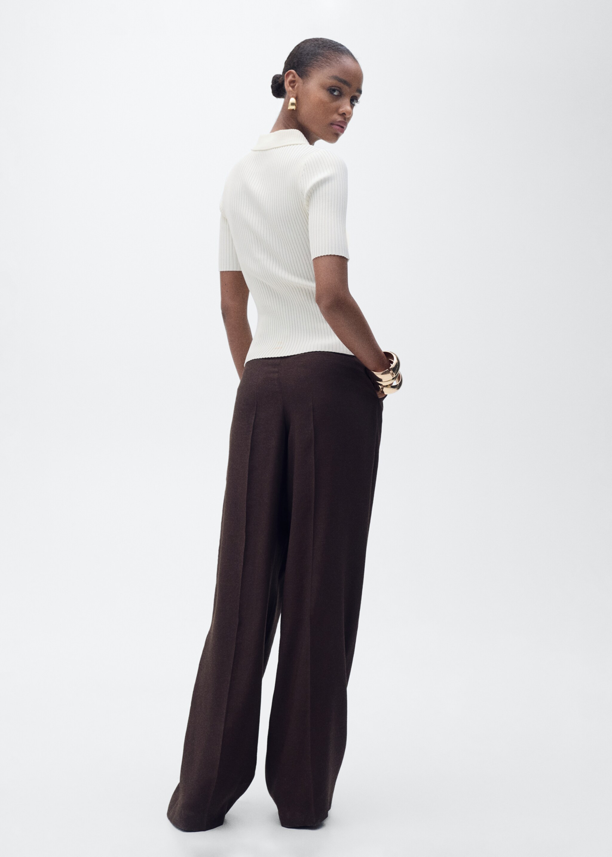 Ribbed polo-neck sweater - Reverse of the article