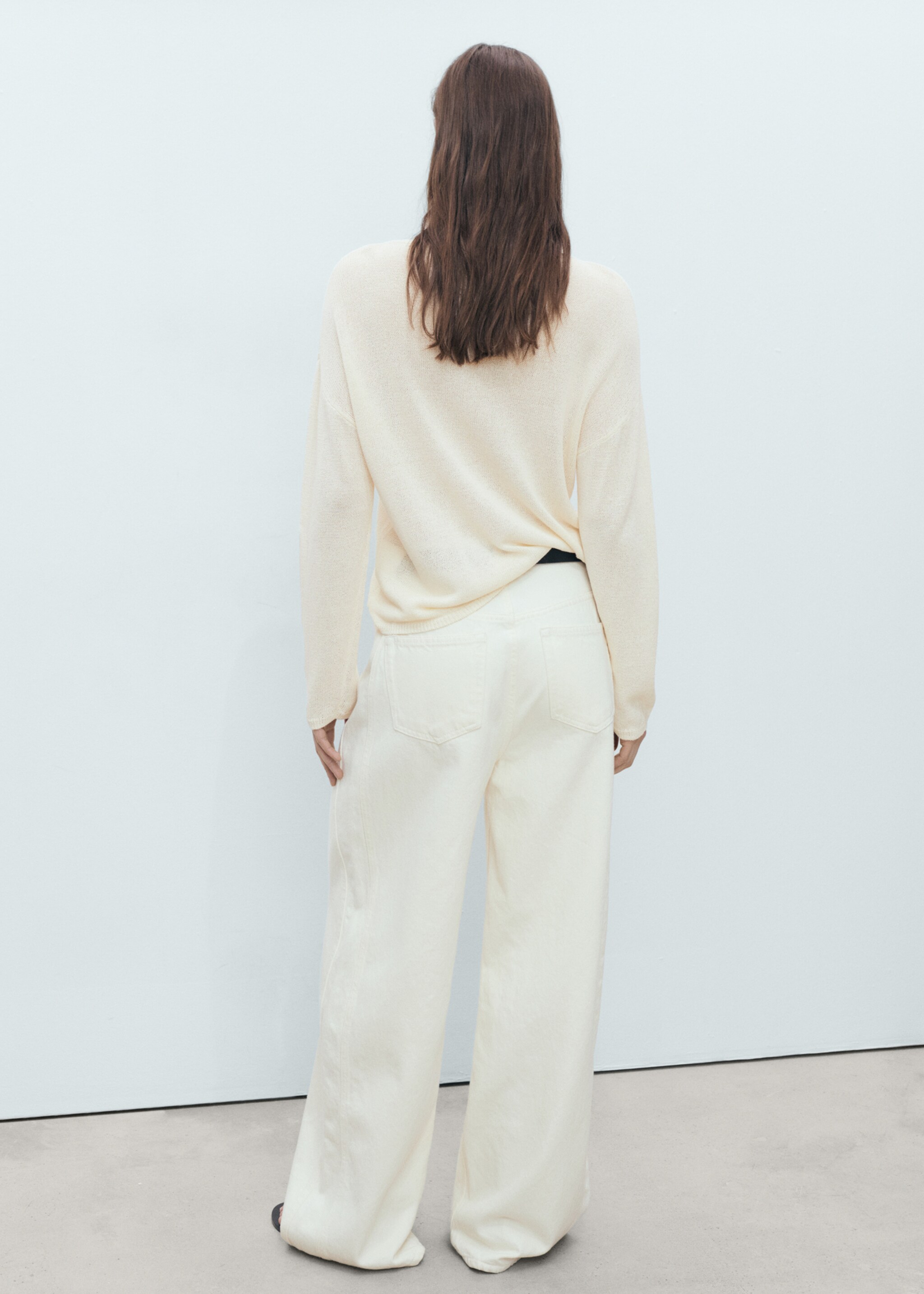 Boat-neck knitted sweater - Reverse of the article